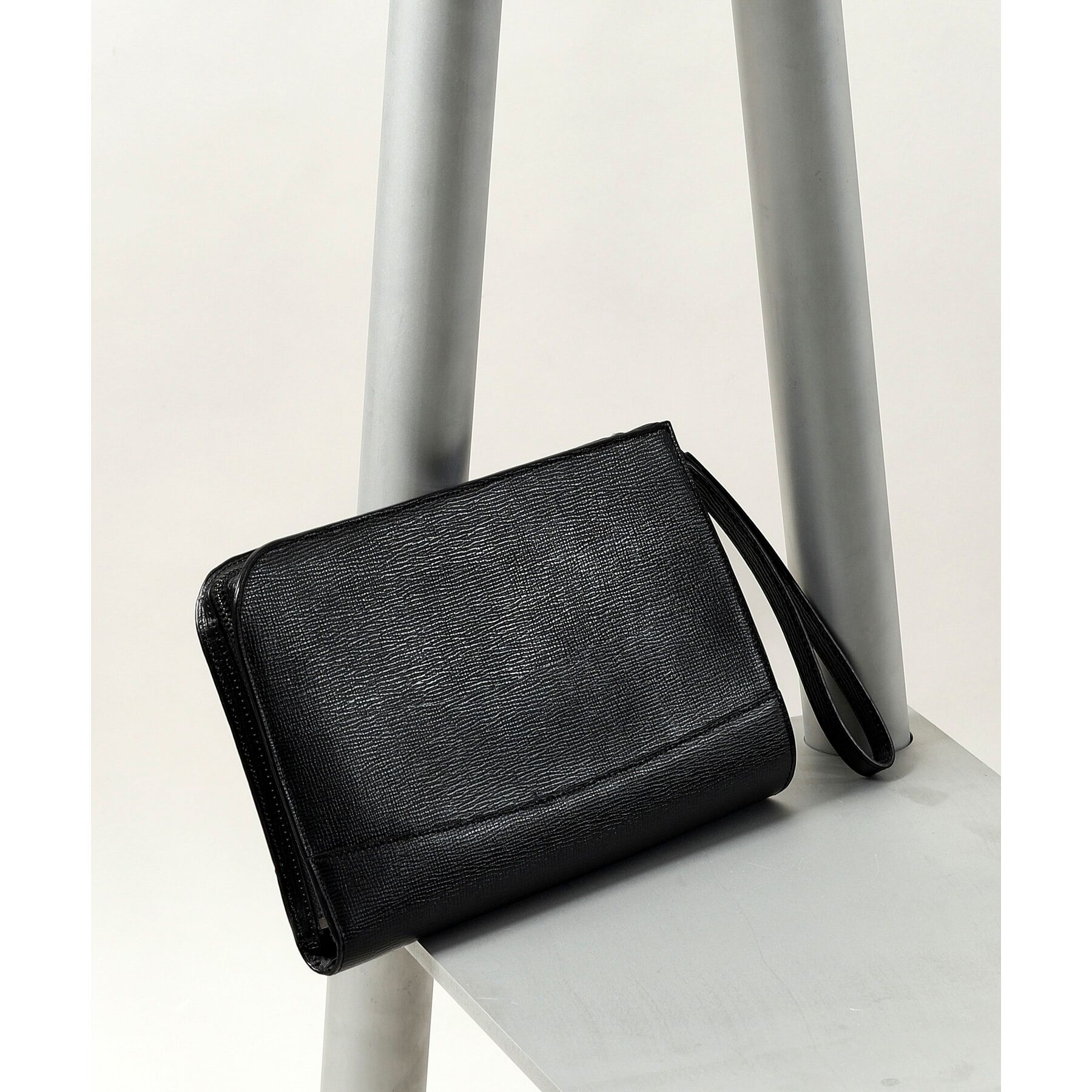 TAKEO KIKUCHI「【冠婚葬祭】ブラックレザー クラッチバッグ」|クラッチバッグ|シボ ブラック(61