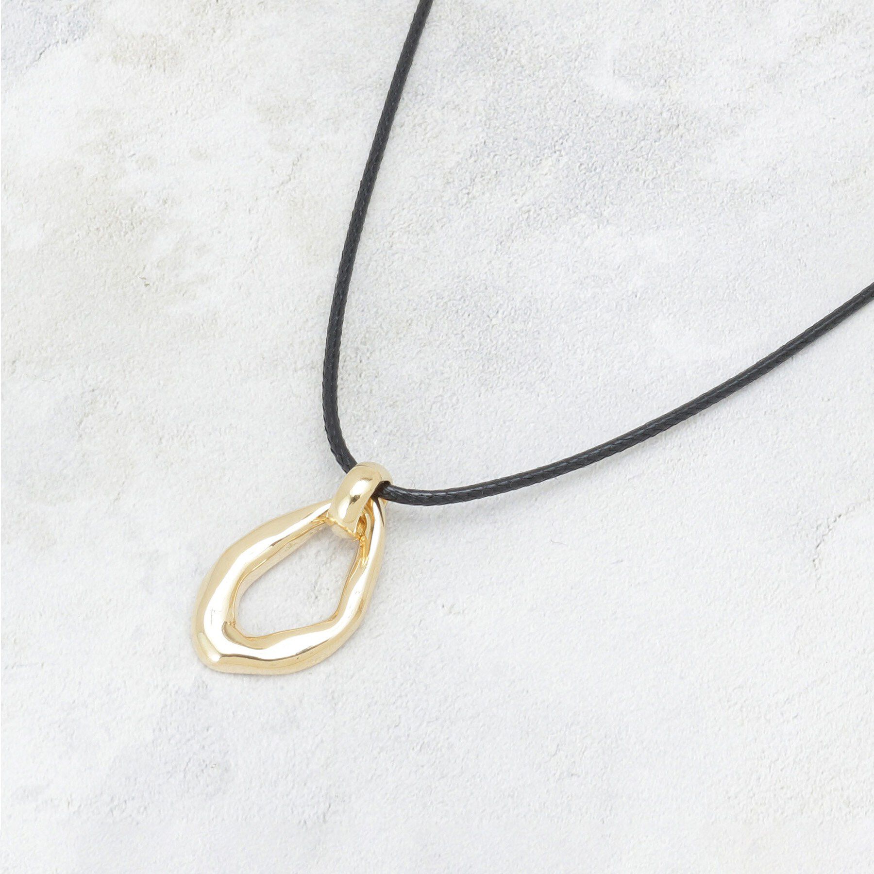 OPAQUE.CLIP「メタルニュアンス オーバルコードネックレス」|ネックレス|