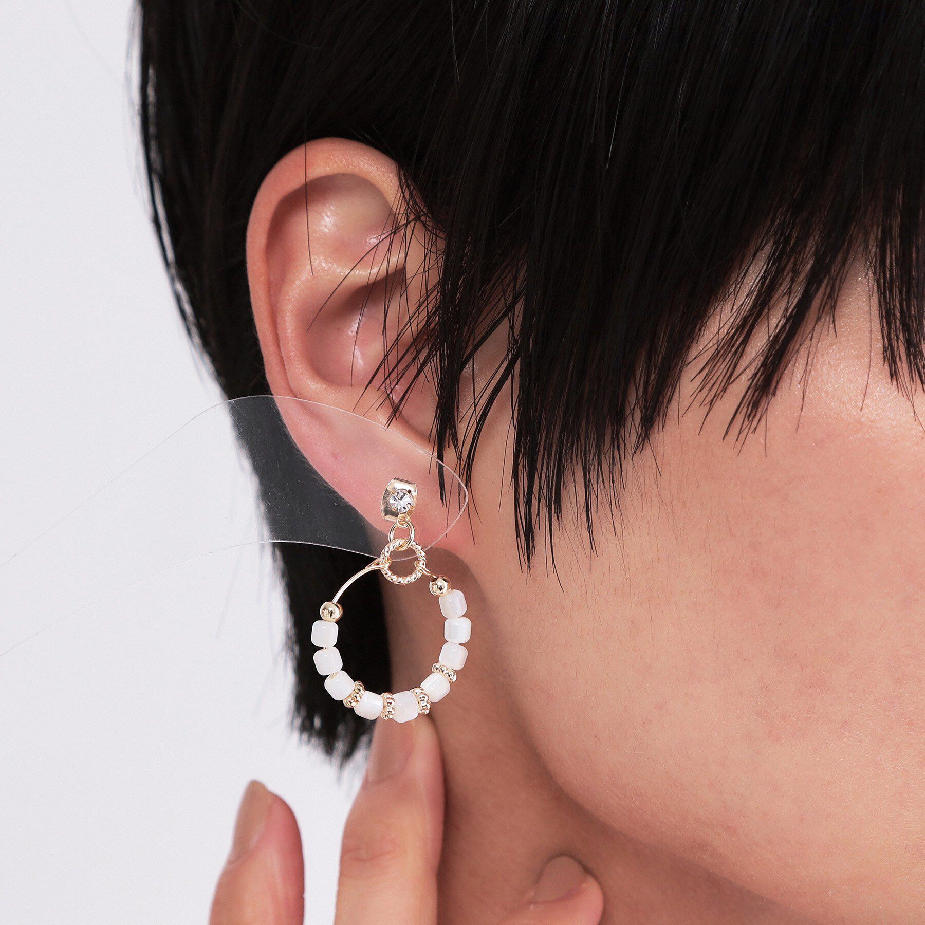 OPAQUE.CLIP「シェル調ビーズ&times;メタルフープピアス」|ピアス|