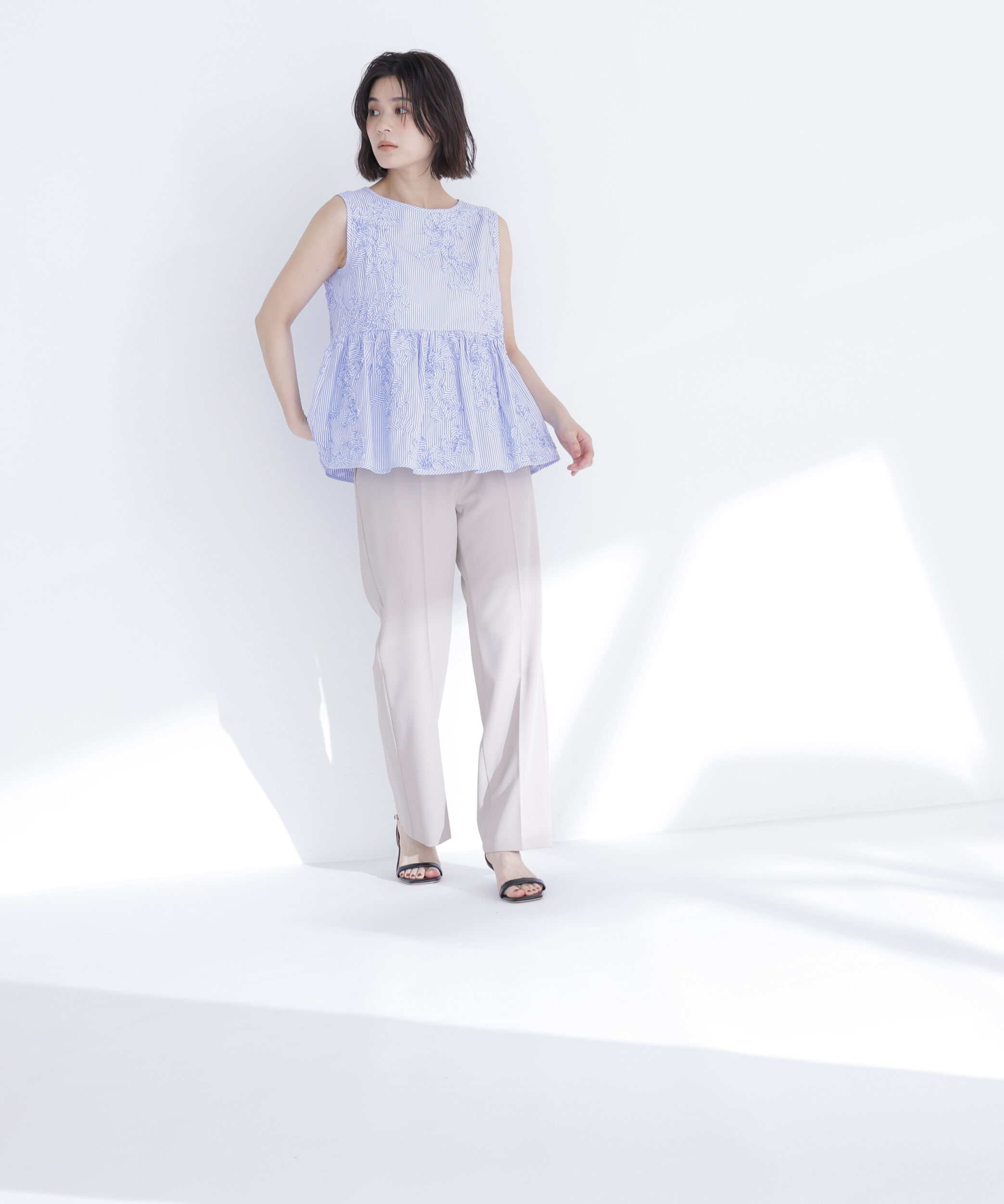  「テープ刺繍ペプラムシャツ」|シャツ・ブラウス|