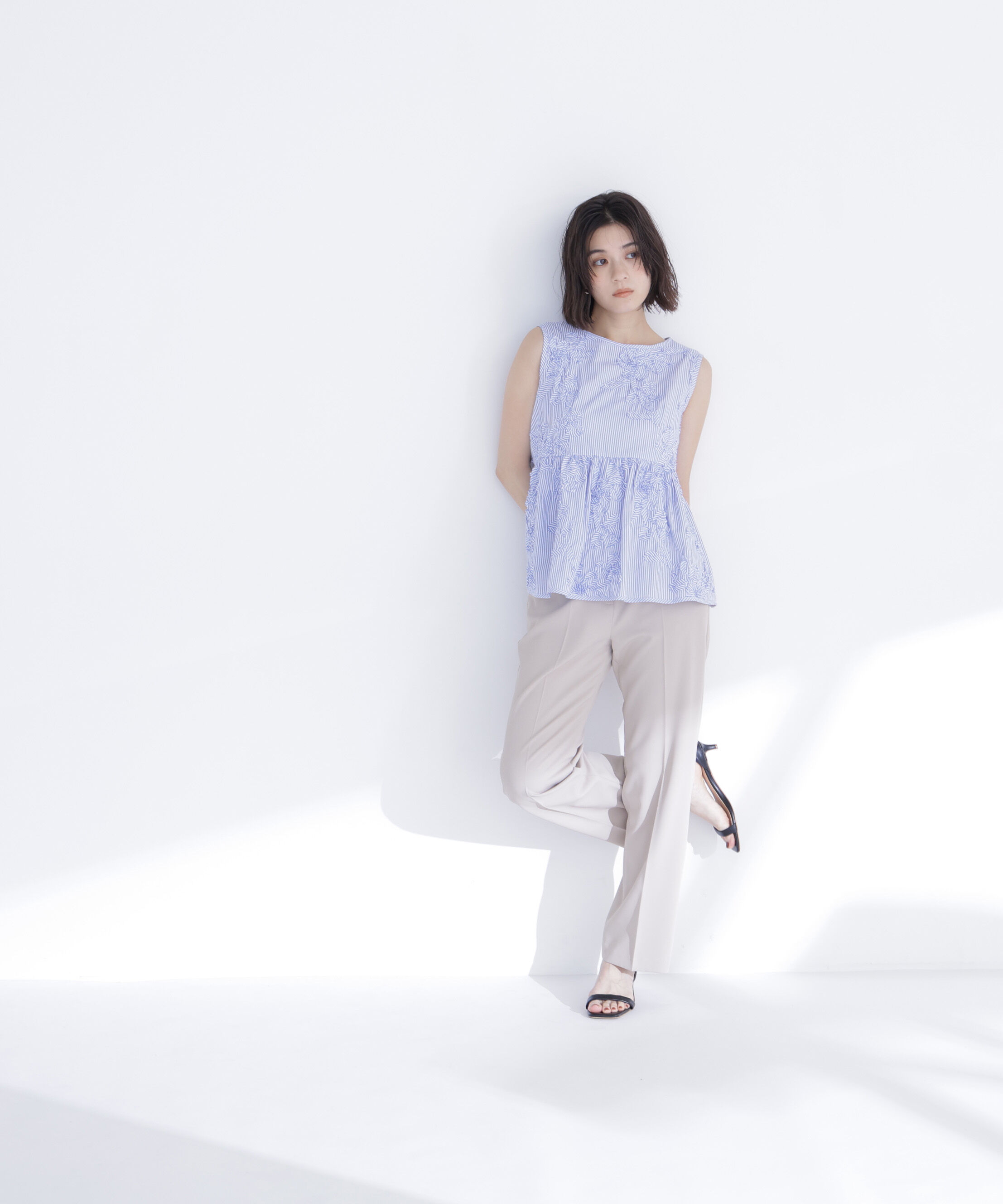  「テープ刺繍ペプラムシャツ」|シャツ・ブラウス|