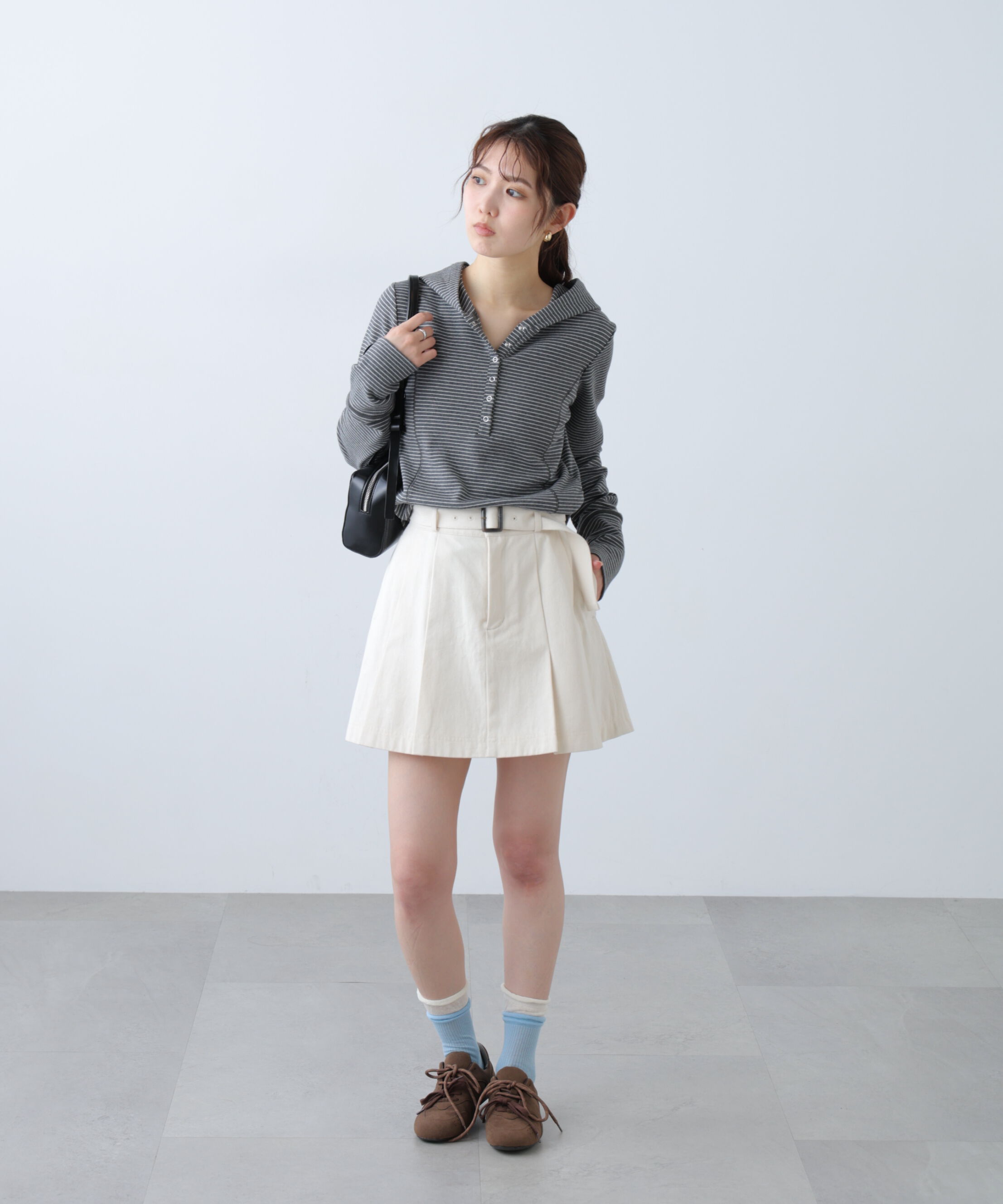  「〈セットアップ対応〉ベルト付きプリーツミニスカート」|スカート|