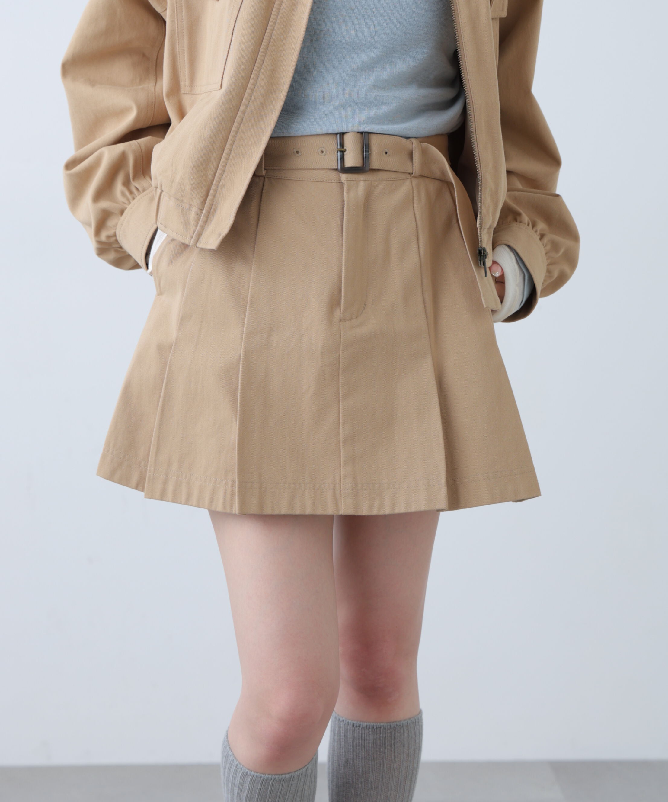  「〈セットアップ対応〉ベルト付きプリーツミニスカート」|スカート|