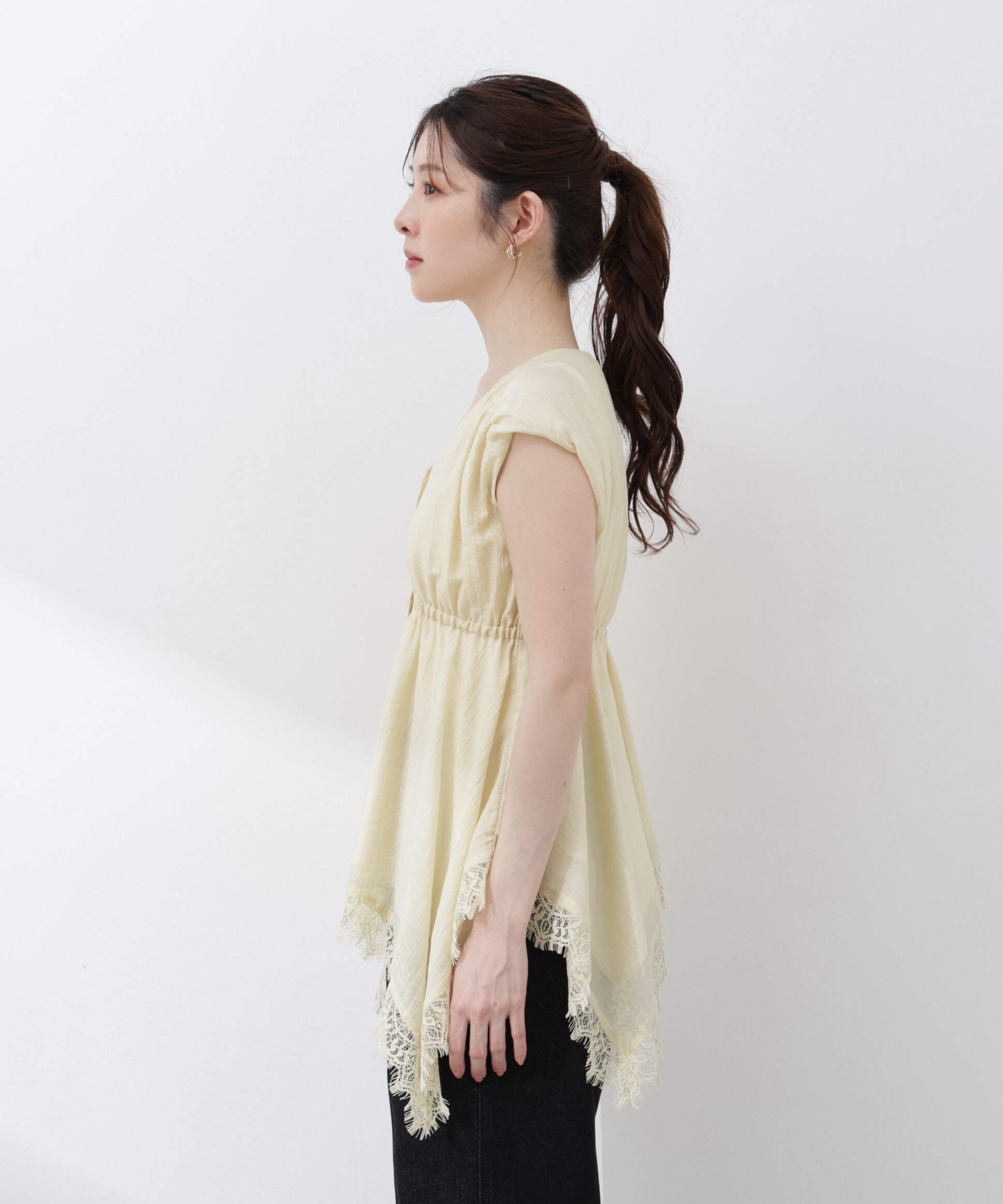 PROPORTION BODY DRESSING「レーストリミングヘムブラウス 26SS」|シャツ・ブラウス|