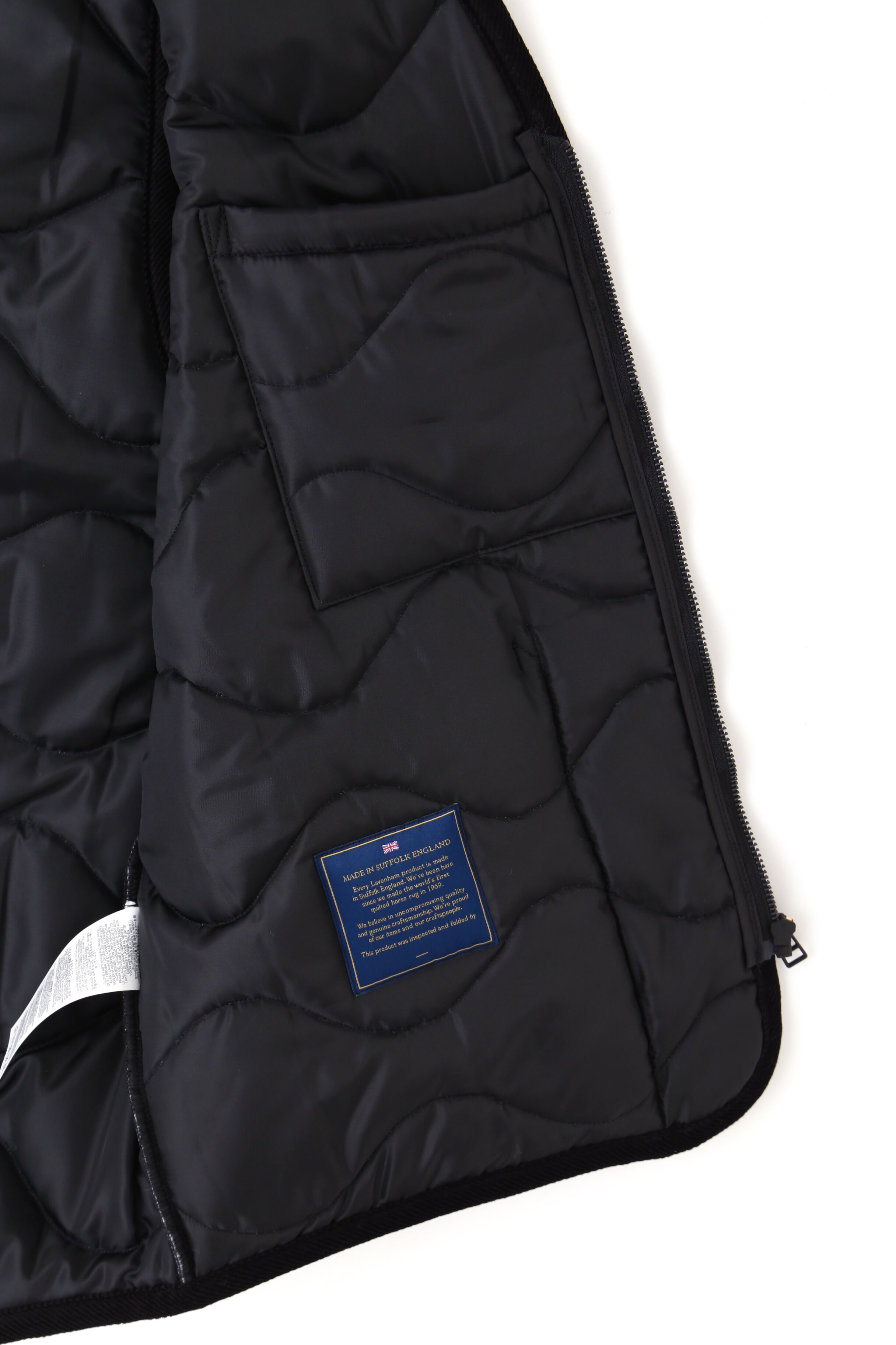 YLEVE 「LAVENHAM &times; YLEVE / ZIPPED GILET」|ブルゾン・スタジャン|