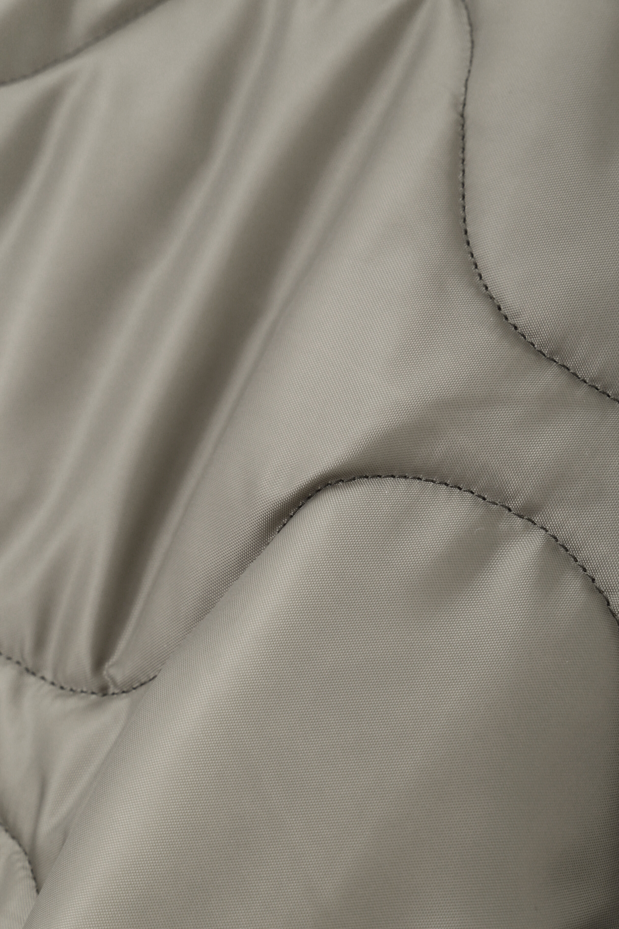 YLEVE 「LAVENHAM &times; YLEVE / ZIPPED GILET」|ブルゾン・スタジャン|