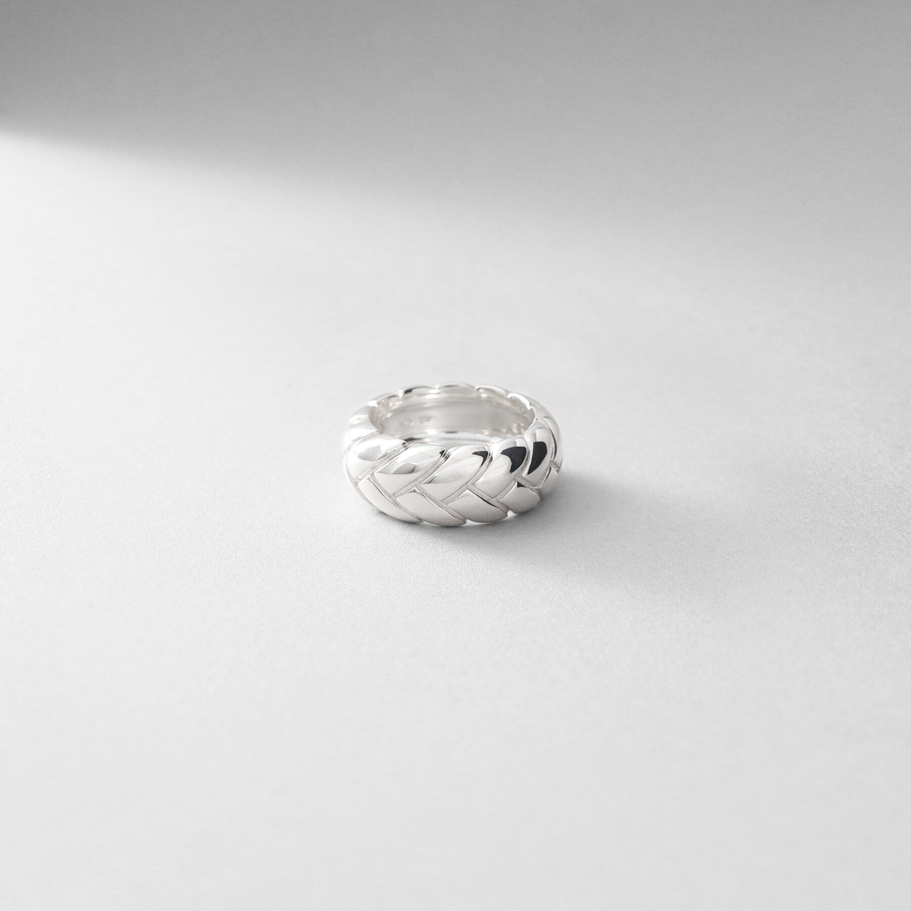 COCOSHNIK ONKITSCH「シルバー ブリックモチーフ エタニティリング」|リング|