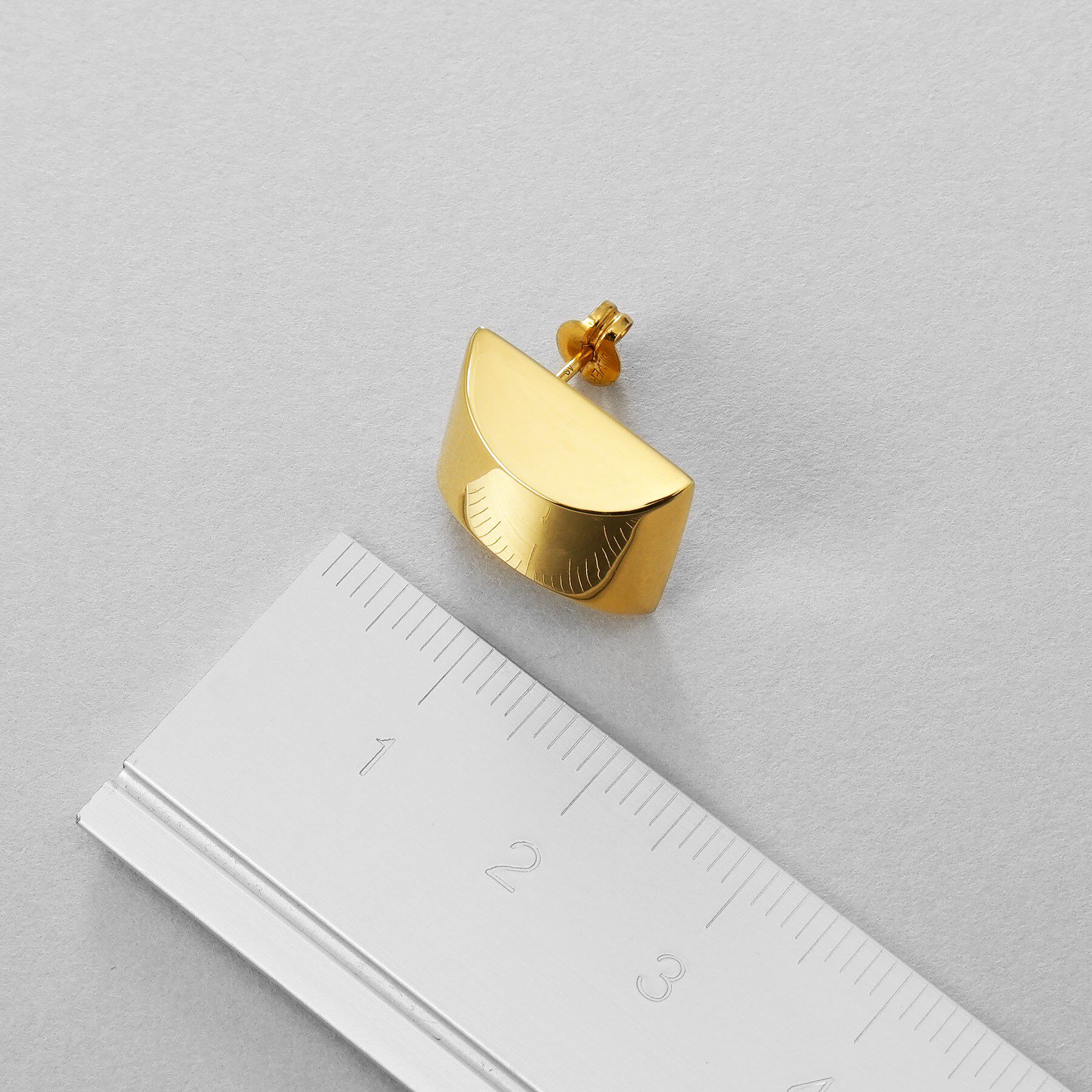 COCOSHNIK ONKITSCH「シルバー ホロウスタッドピアス スロープカット GP」|ピアス|