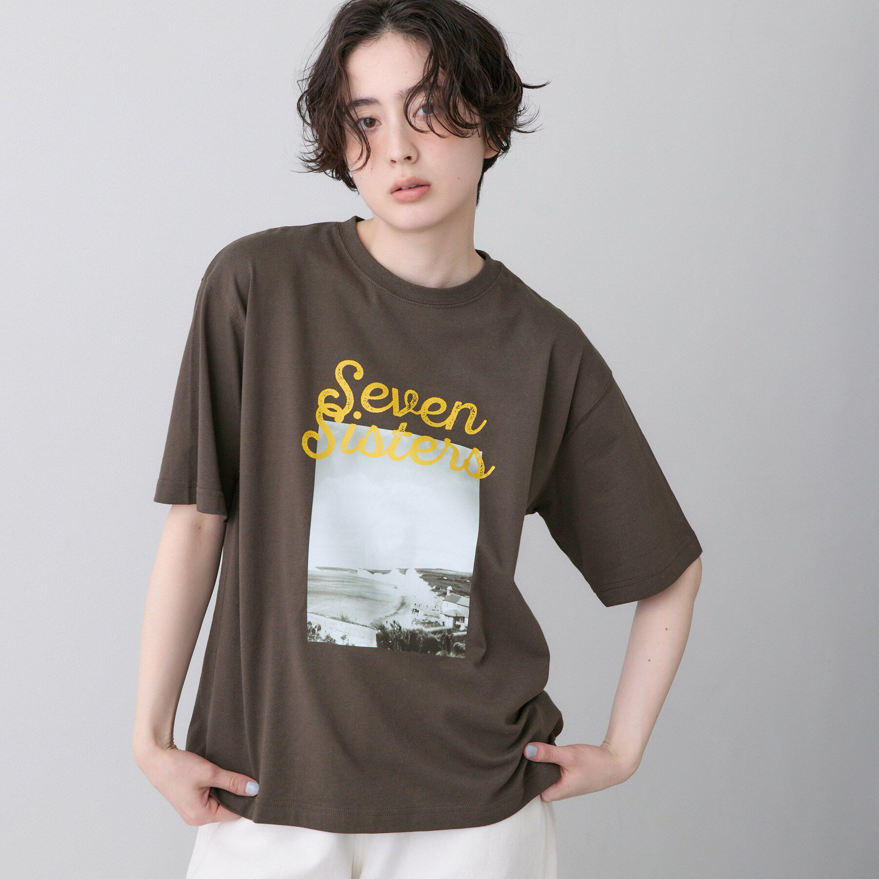 Dessin「【ユニセックス/洗える】オーガニックロゴTシャツ」|Tシャツ・カットソー|ブラウン(044)