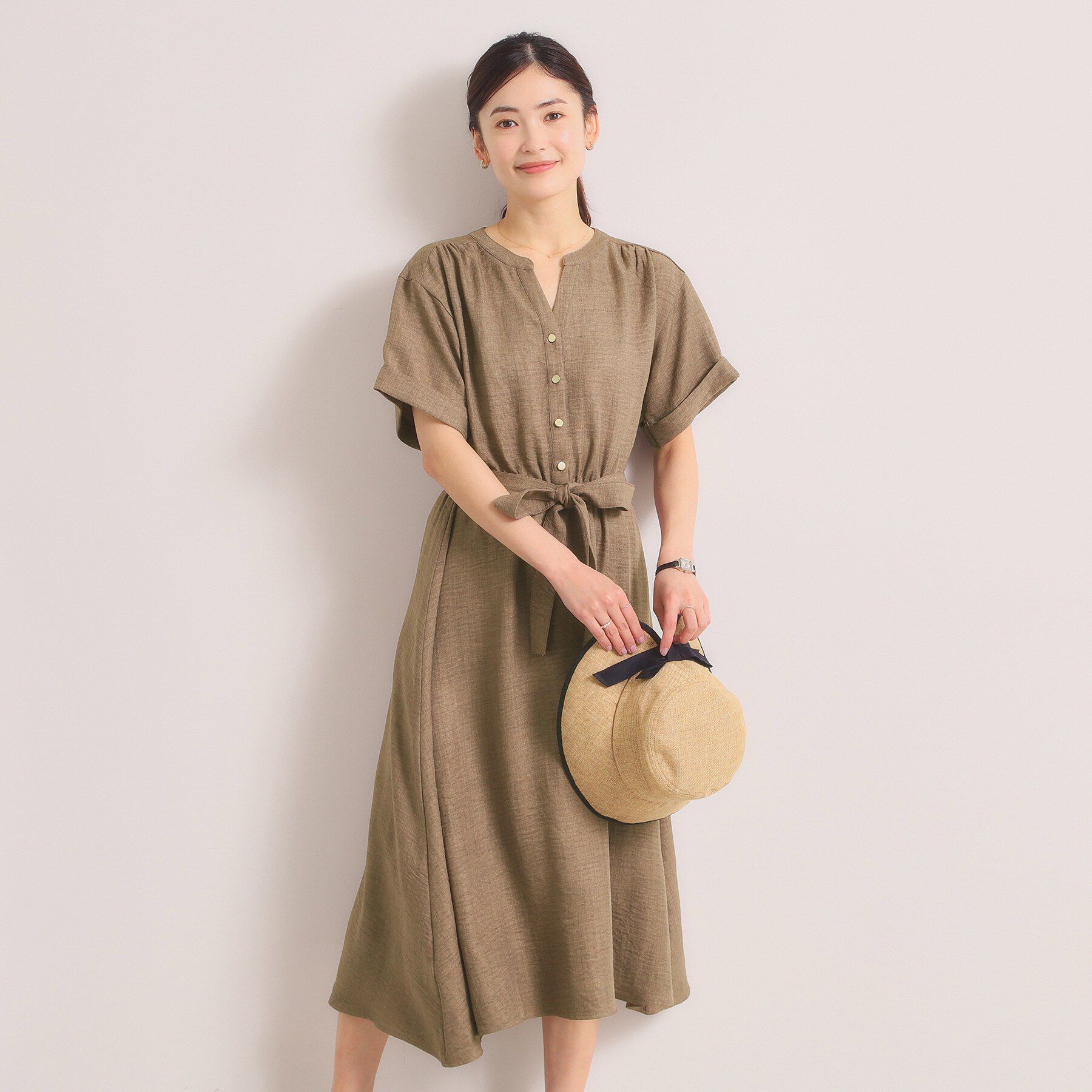 ITS&rsquo;DEMO「【UVケア／イージーケア／洗濯機OK】柔らかリネンライクワンピース」|ワンピース|ブラウン(043)