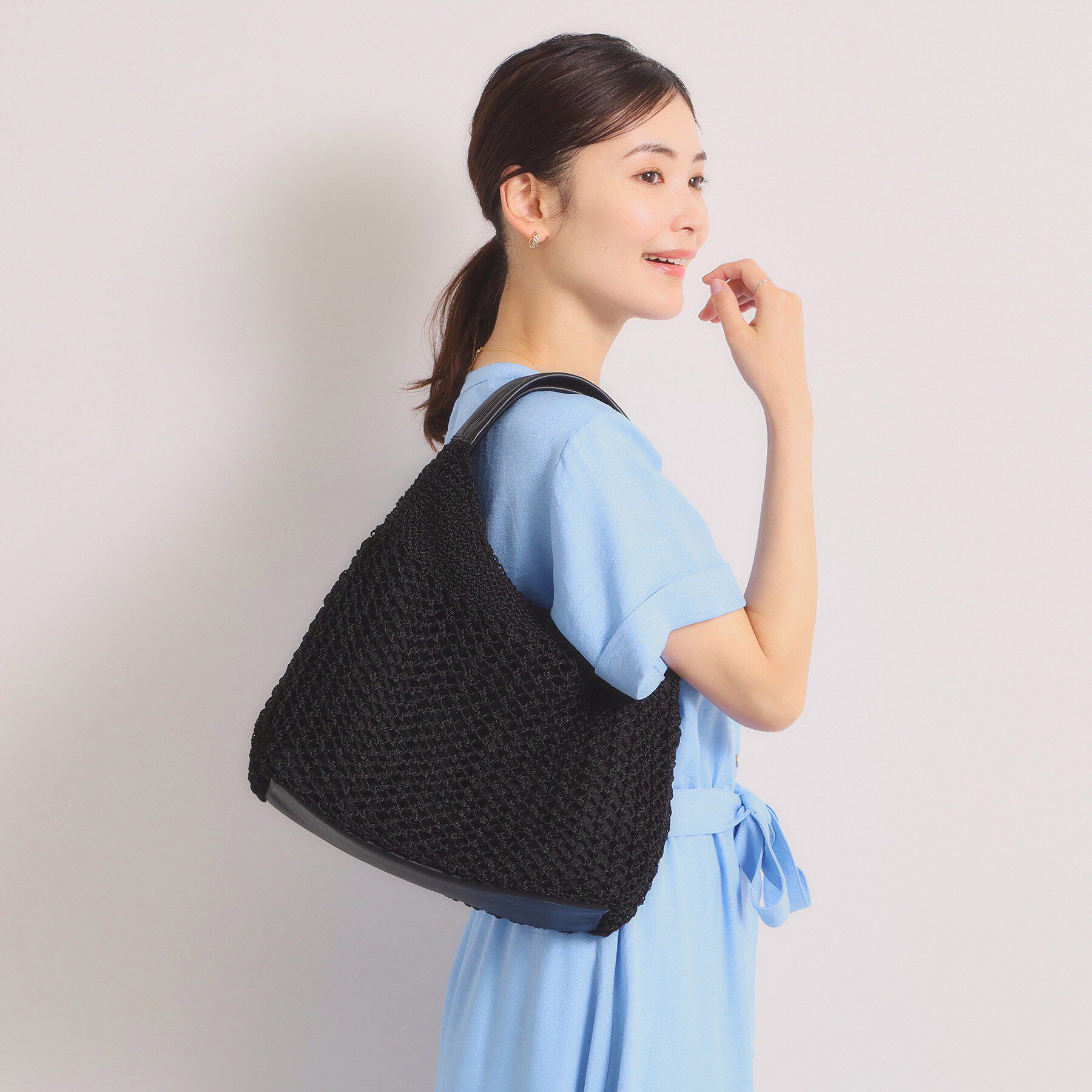 ITS&rsquo;DEMO「雑材コード編みラウンドトート」|トートバッグ|