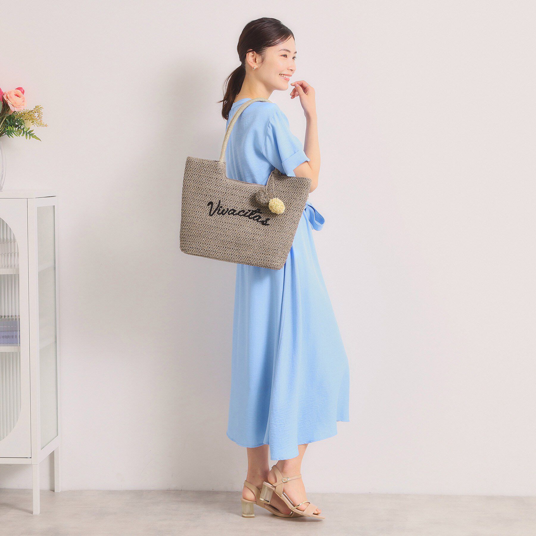 ITS&rsquo;DEMO「雑材ロゴ刺繍チャーム付きトート」|トートバッグ|