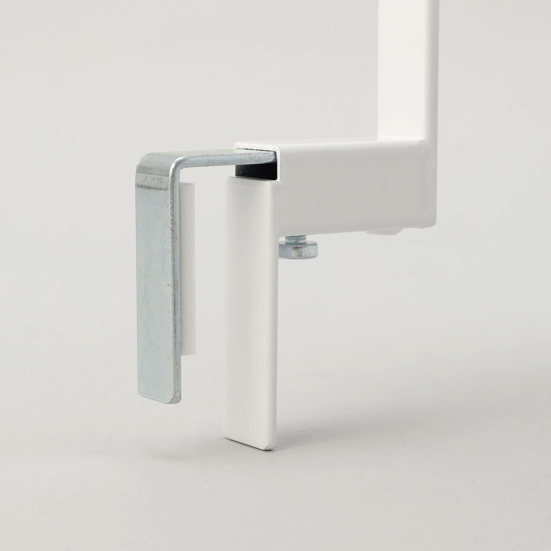 212 KITCHEN STORE「キッチンシンク下収納扉ポリ袋ホルダー WH 山崎実業 ＜tower タワー＞」|食器・キッチングッズ|