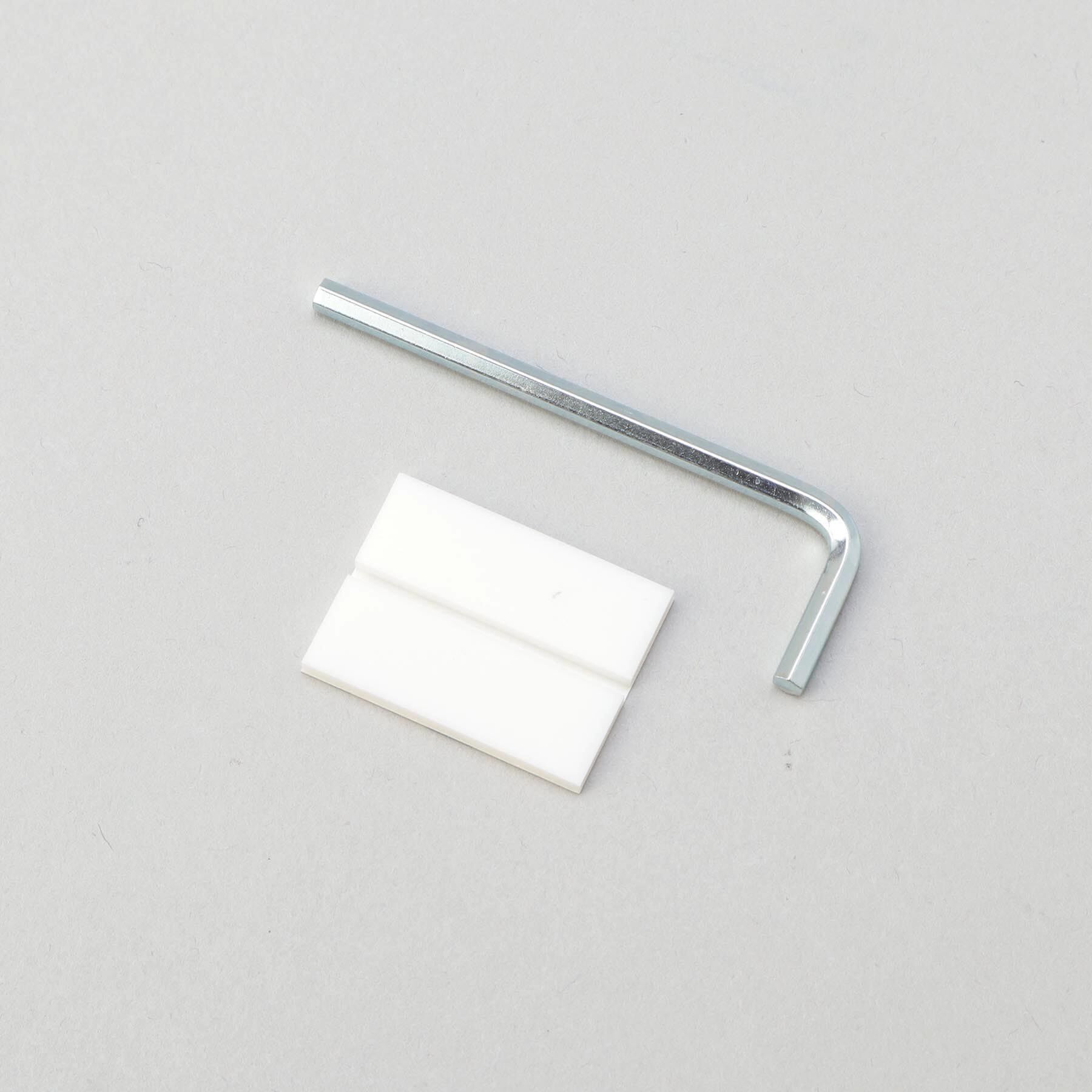 212 KITCHEN STORE「キッチンシンク下収納扉ポリ袋ホルダー WH 山崎実業 ＜tower タワー＞」|食器・キッチングッズ|