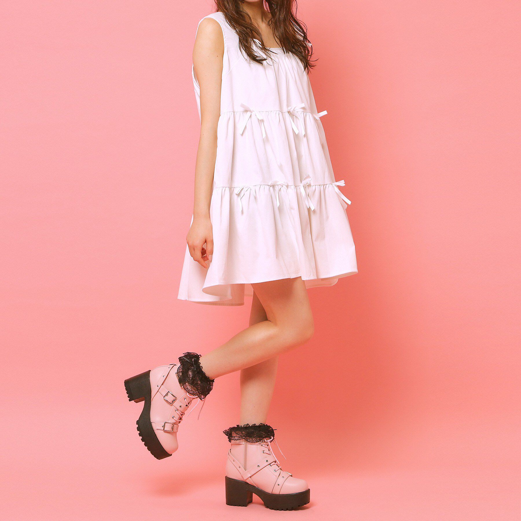 csT&P「厚底ベルト付きブーツ」|ショートブーツ|