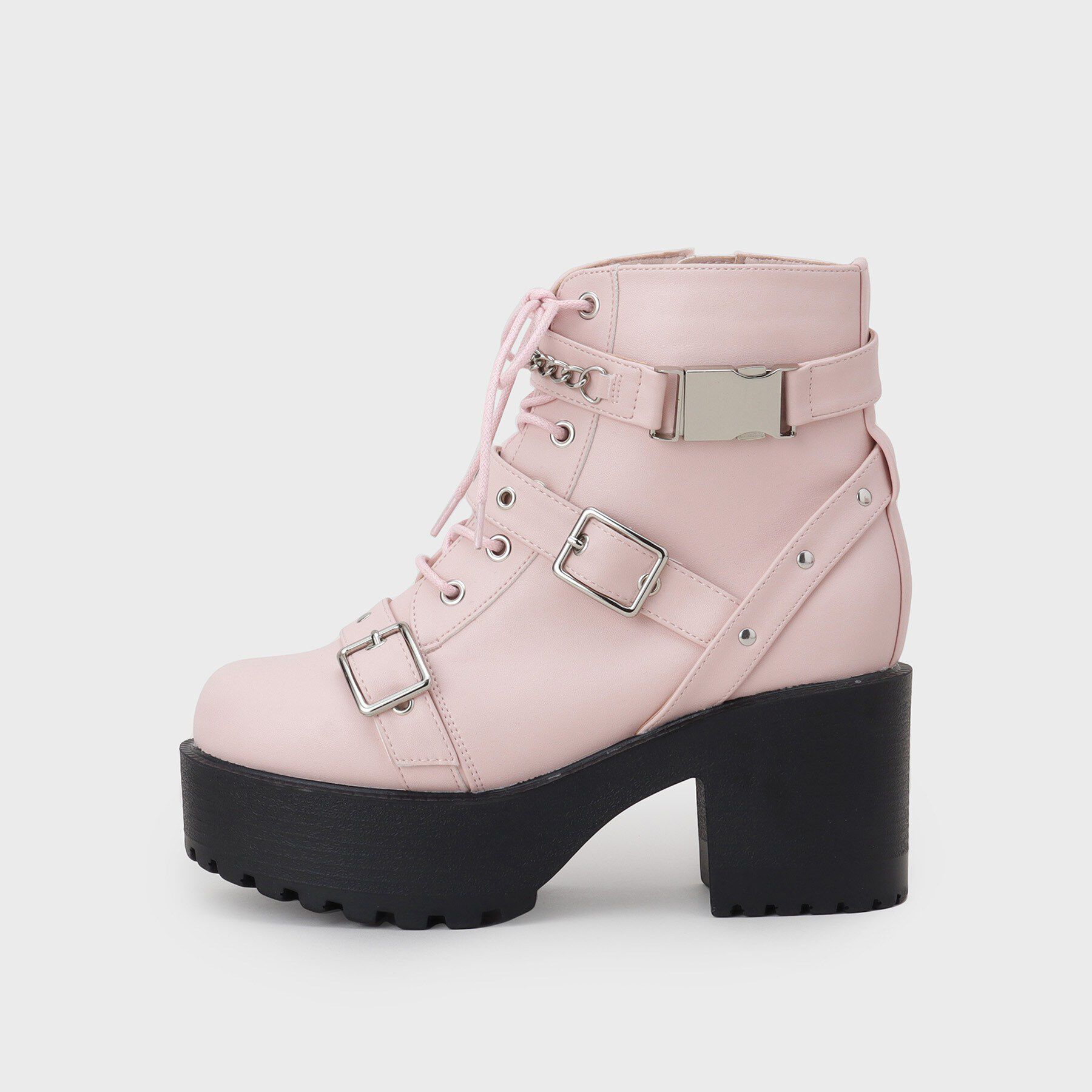 csT&P「厚底ベルト付きブーツ」|ショートブーツ|