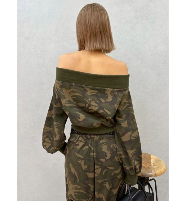 EVRIS「フロントジップオフショルスウェットトップス【セットアップ着用可能】」|スウェット・ジャージ|