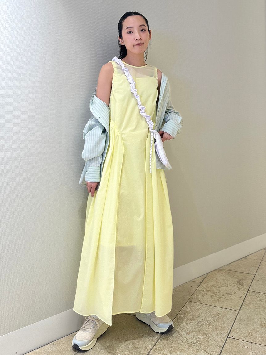 emmi atelier「ギャザーフォルムナイロンワンピース」|ワンピース|