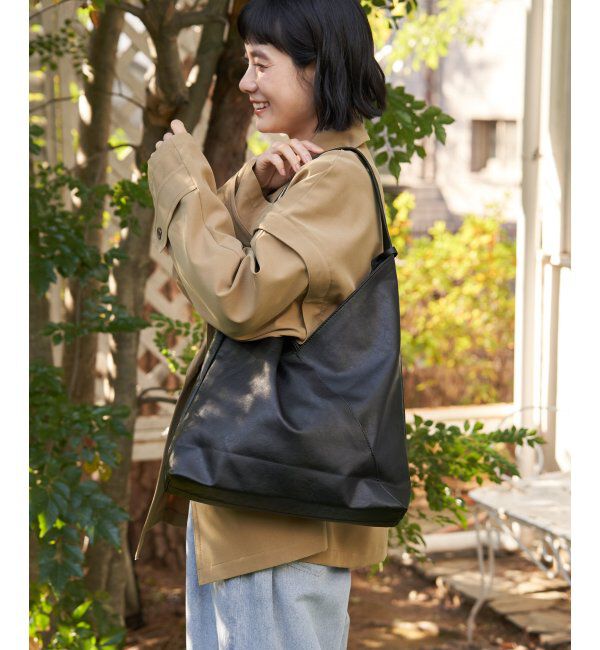 Lbc with Life「洗える合皮三角マチありショルダーバッグ」|その他|