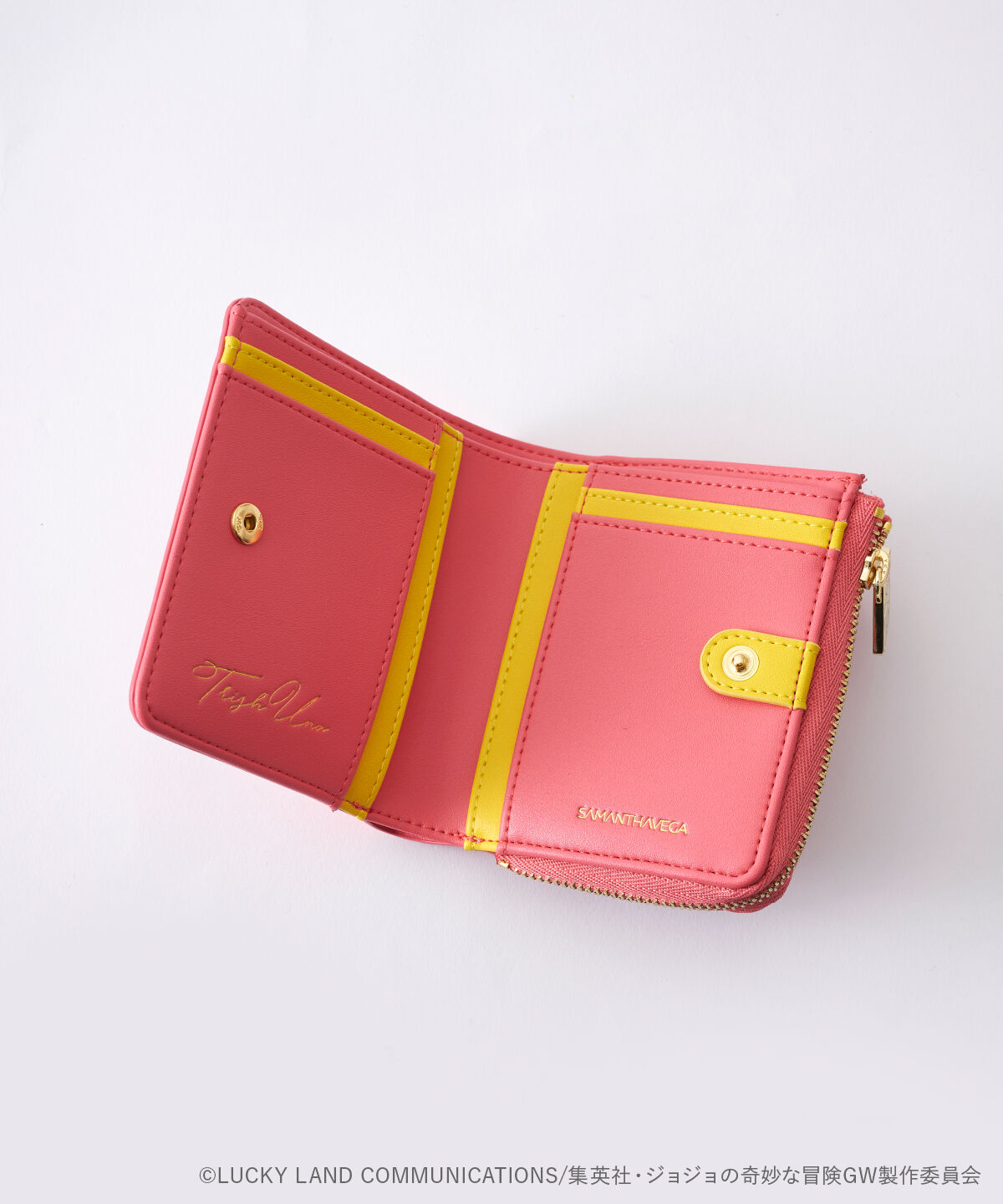 Samantha Vega「ｱﾆﾒ｢ｼﾞｮｼﾞｮの奇妙な冒険 黄金の風｣ｺﾗﾎﾞ折財布 ﾄﾘｯｼ  」|財布|