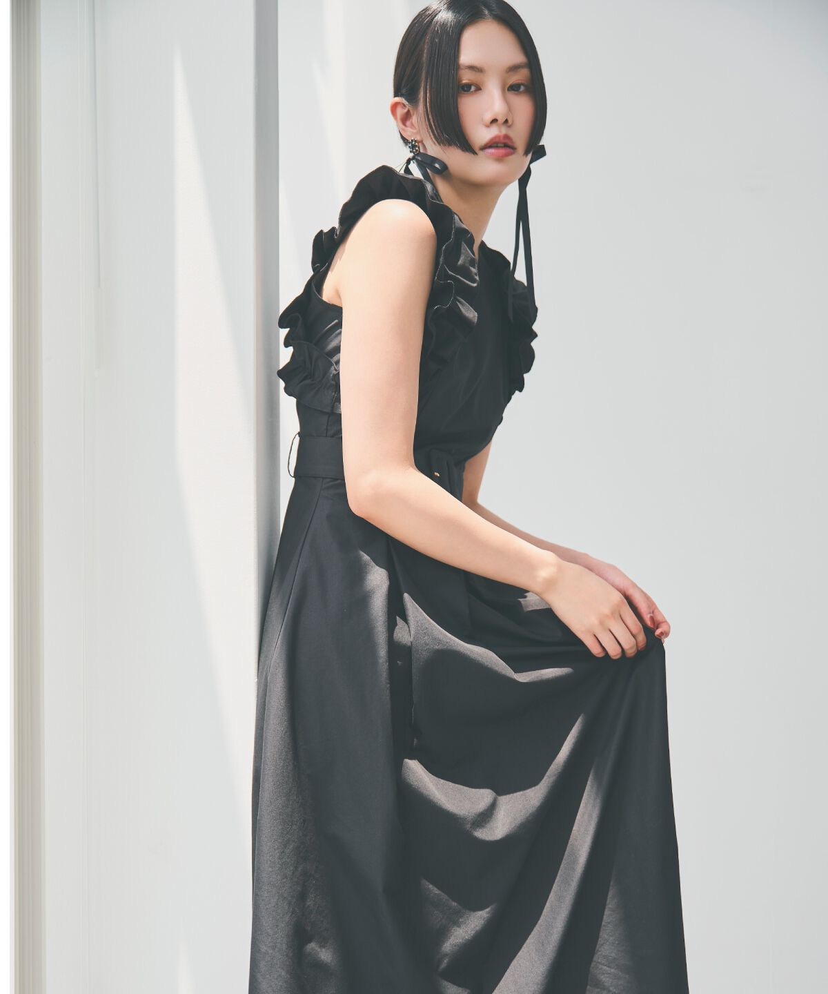 アンドクチュール「ショルダーフリルベルト付きワンピース」|ワンピース|