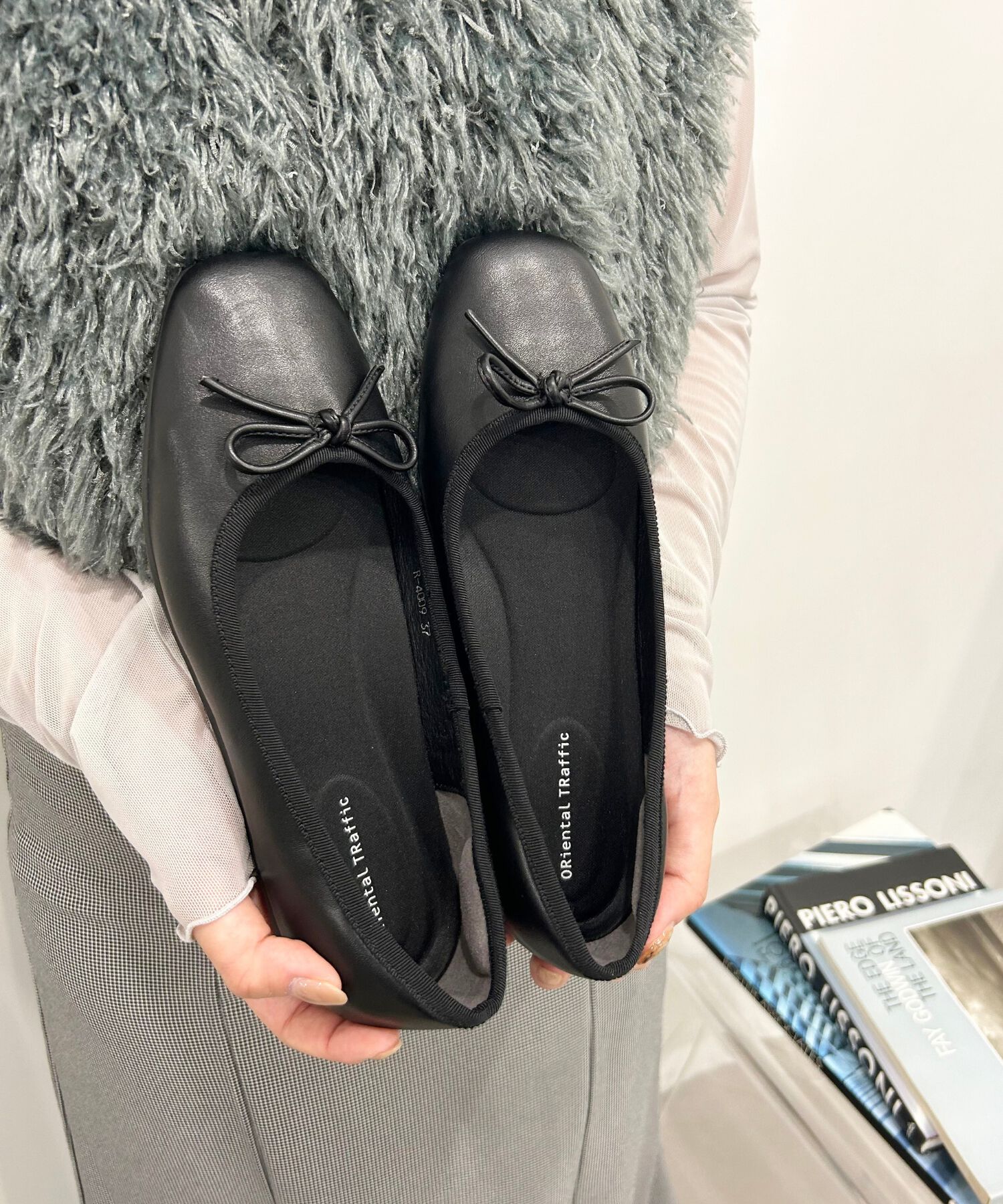 ORiental TRaffic「【WEB限定】 スクエアトゥ バレエシューズ /R-4009 フラット 軽い  厚手クッション」|パンプス|