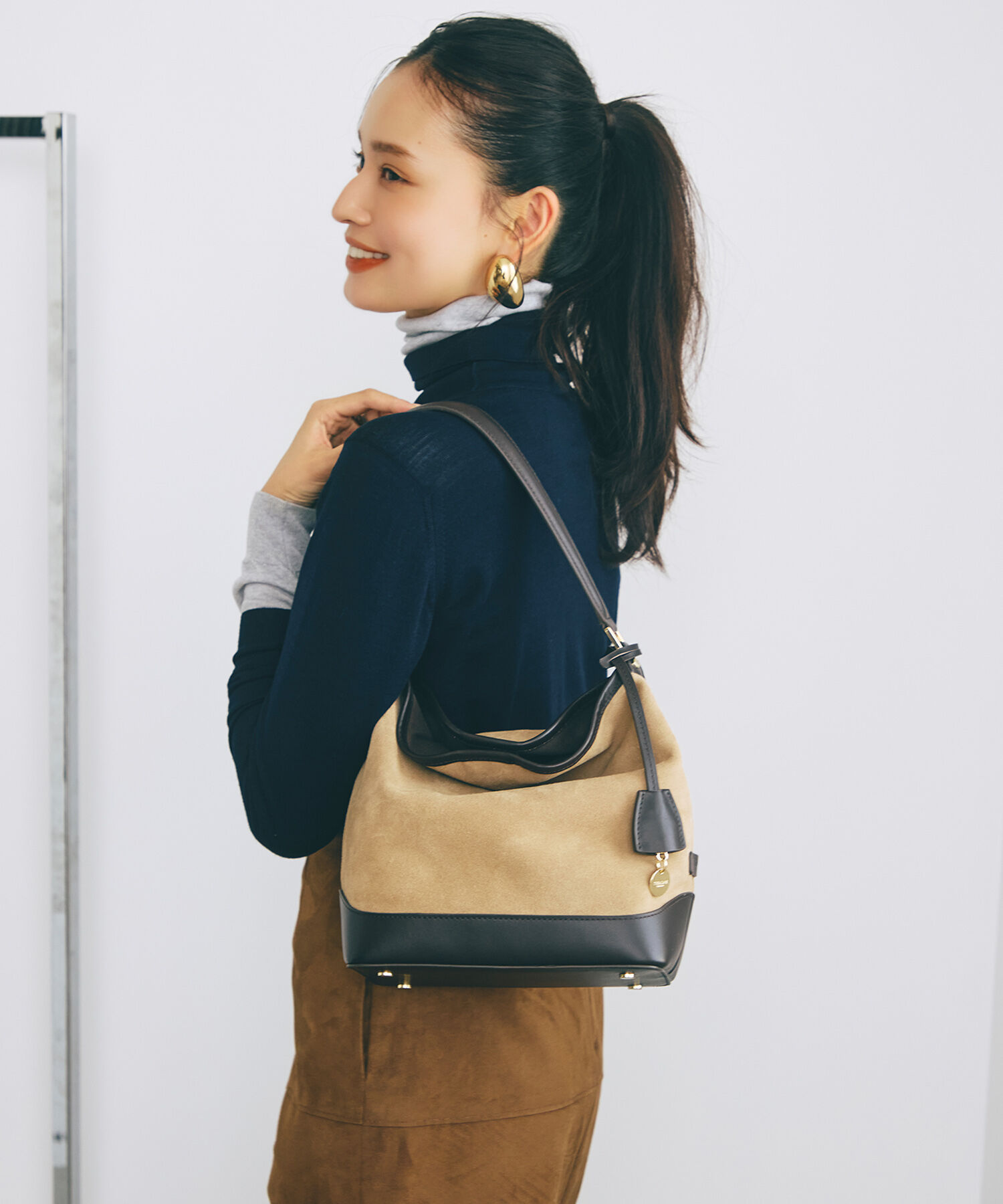 TOPKAPI TREASURE「【TREASURE TOPKAPI】スエード レザーコンビ ワンショルダーバッグ チャーム付き」|ショルダー・メッセンジャー|