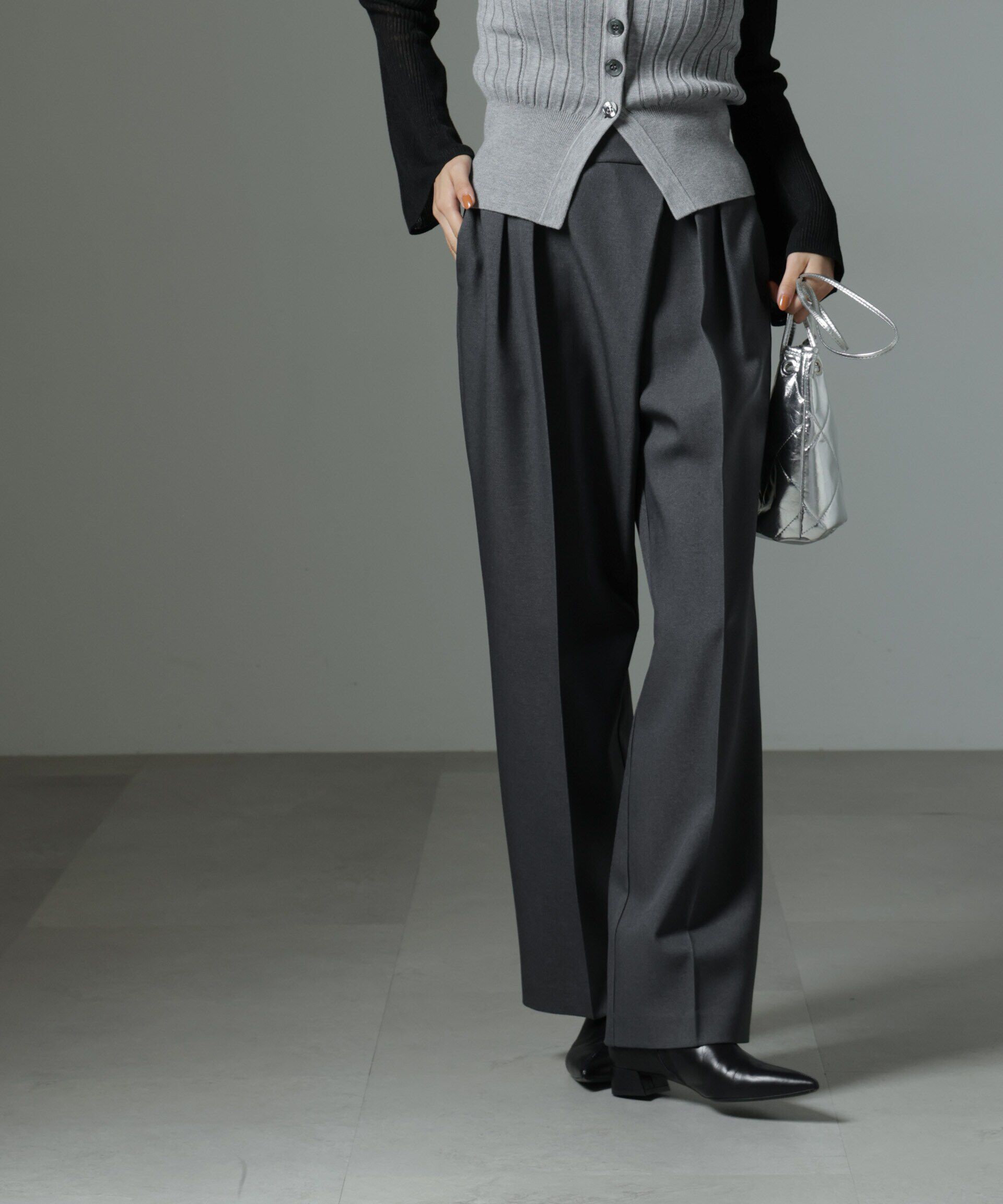 nano･universe「ラップタックパンツ」|チノ|