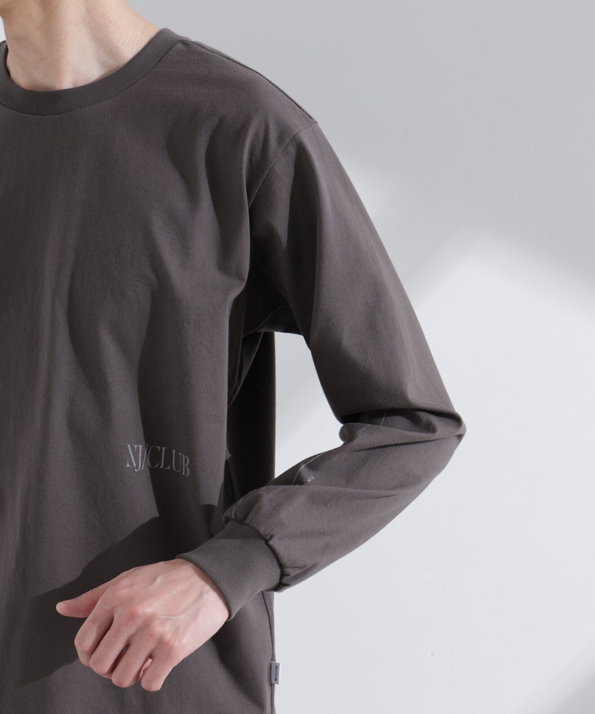nano･universe「｢NJ/CLUB｣ ロゴプリントロングスリーブTシャツ」|Tシャツ・カットソー|