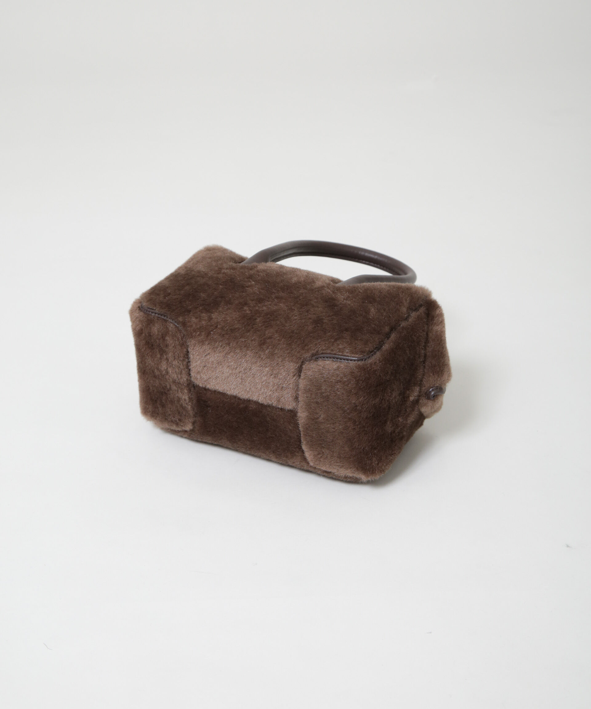 nano･universe「ADD CULUMN/LOP SHLD S FUR」|ショルダー・メッセンジャー|