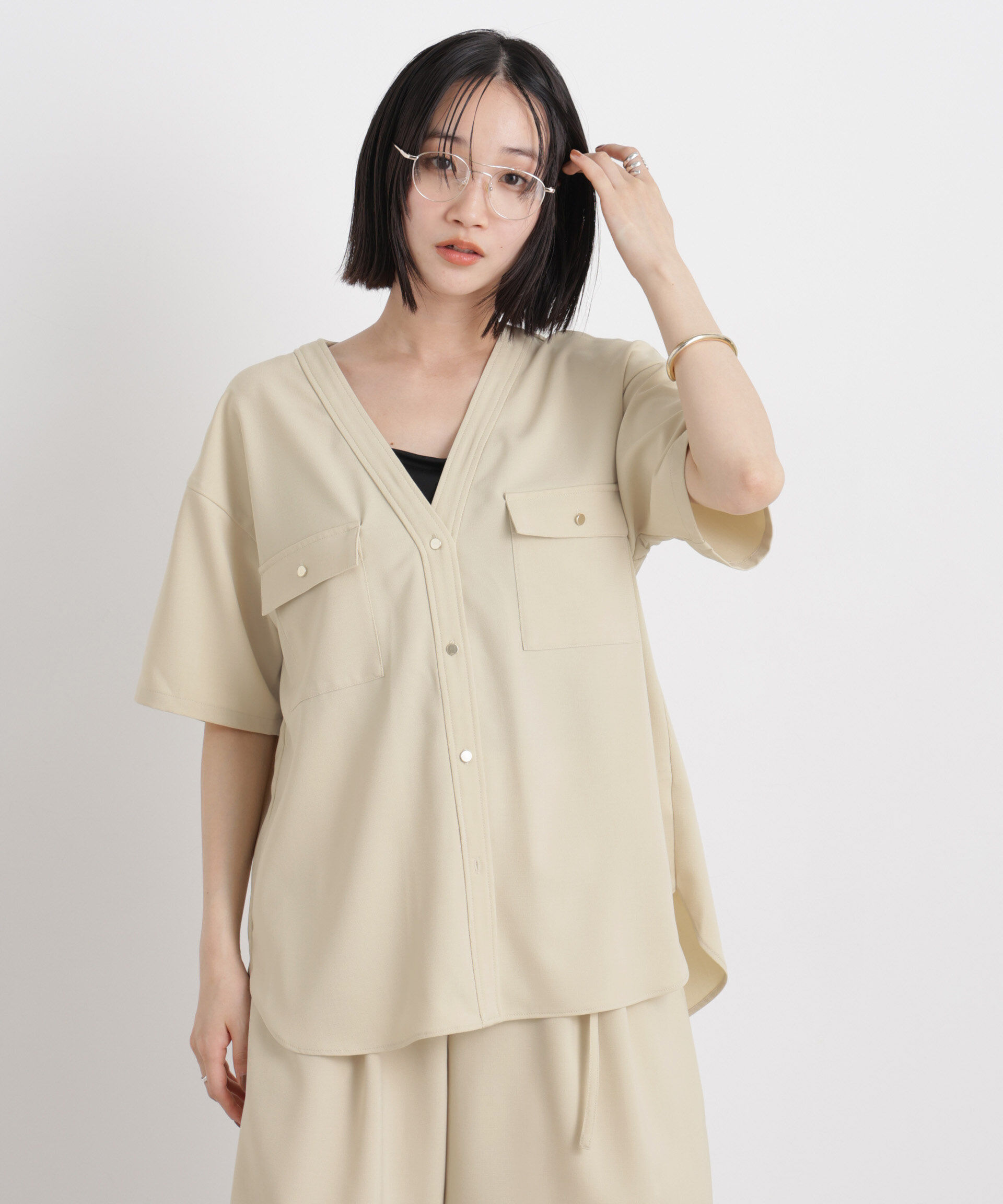 nano･universe「メランジストレッチポケットVネックブラウス(セットアップ可)」|シャツ・ブラウス|