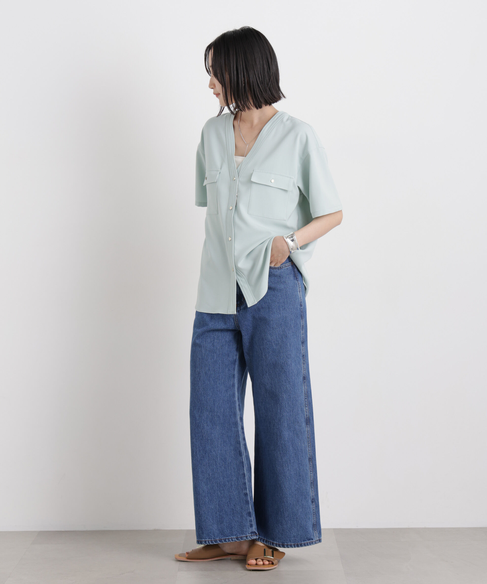 nano･universe「メランジストレッチポケットVネックブラウス(セットアップ可)」|シャツ・ブラウス|