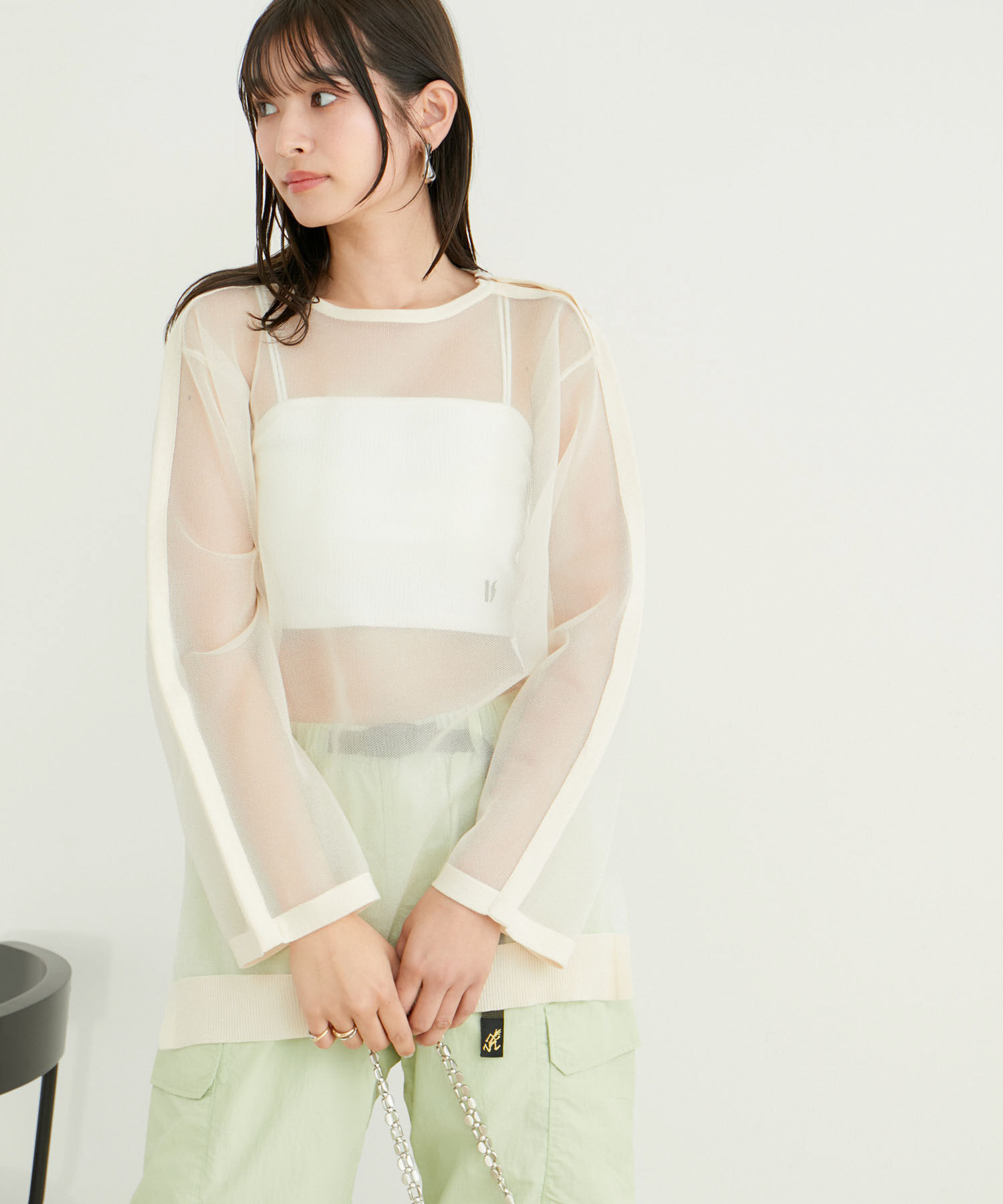 VIS「ショルダーラインシアーニットプルオーバー」|シャツ・ブラウス|