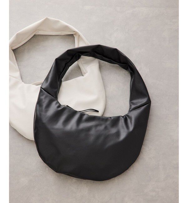 ADAM ET ROPE'「ボディショルダーバッグ」|ショルダー・メッセンジャー|