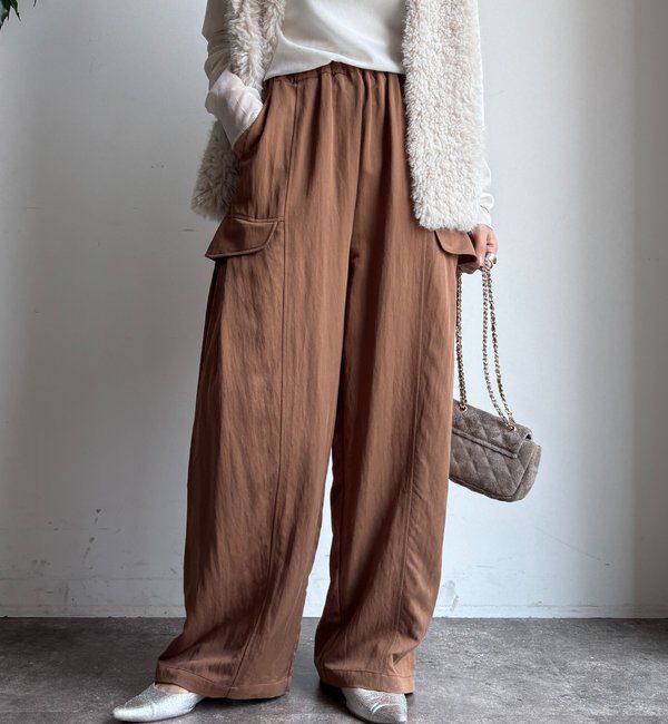  「【WEB限定】カーゴタックコクーンパンツ」|チノ|キャメル