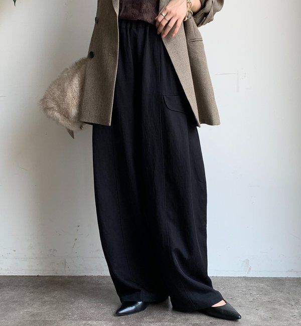  「【WEB限定】カーゴタックコクーンパンツ」|チノ|