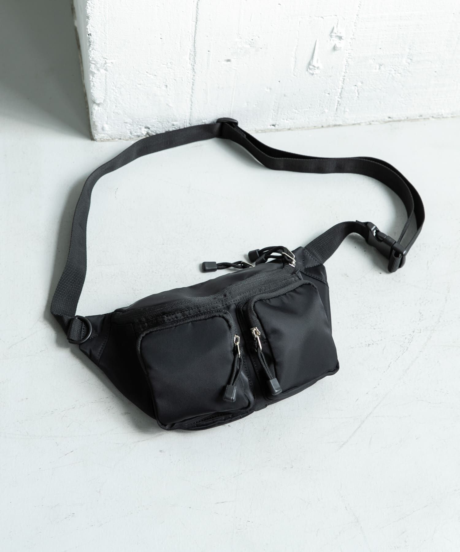 RODE SKO「パラコードボディバッグ」|ショルダー・メッセンジャー|ブラック