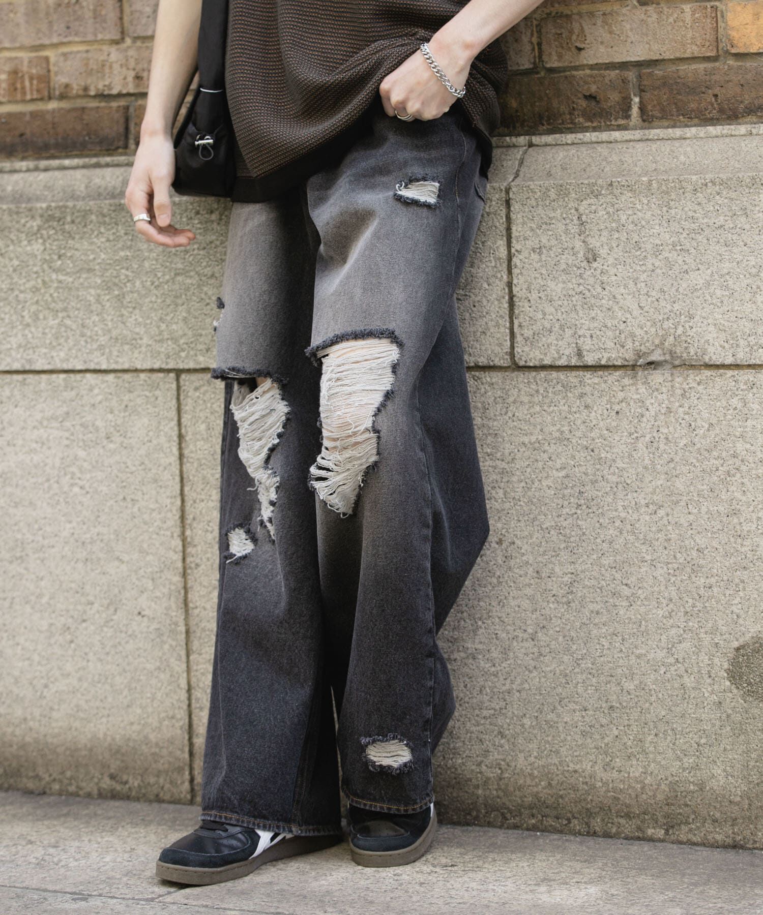 SENSE OF PLACE by URBAN RESEARCH「『ユニセックス』ダメージデニムワイドパンツ」|デニム|