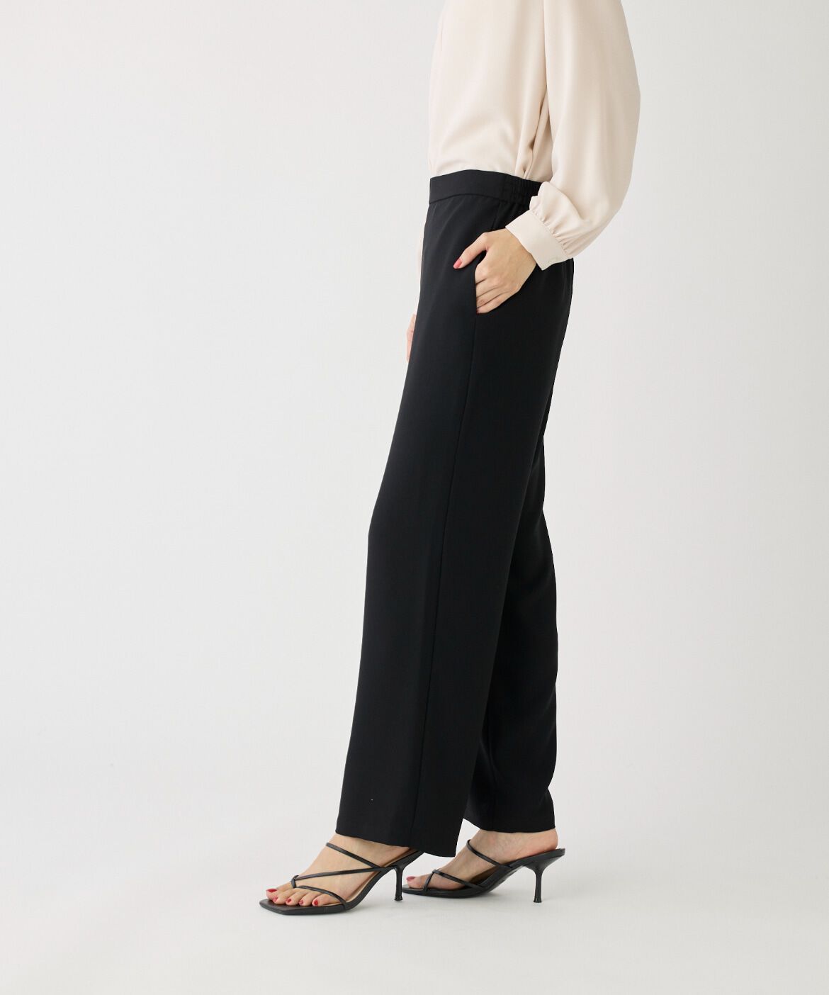 DAY by DAY it&rsquo;s international「バックサテンストレートパンツ」|その他|