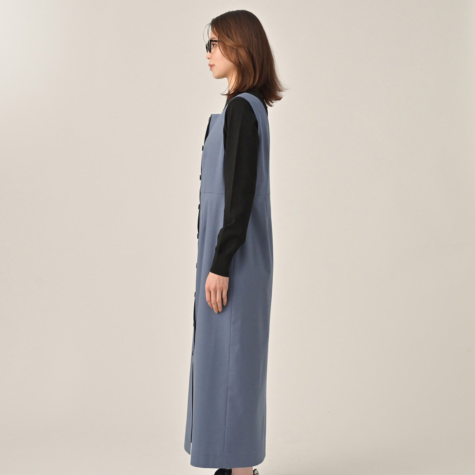 UNTITLED「【洗える/前開きワンピ】スクエアネックジャンパースカート」|ワンピース|