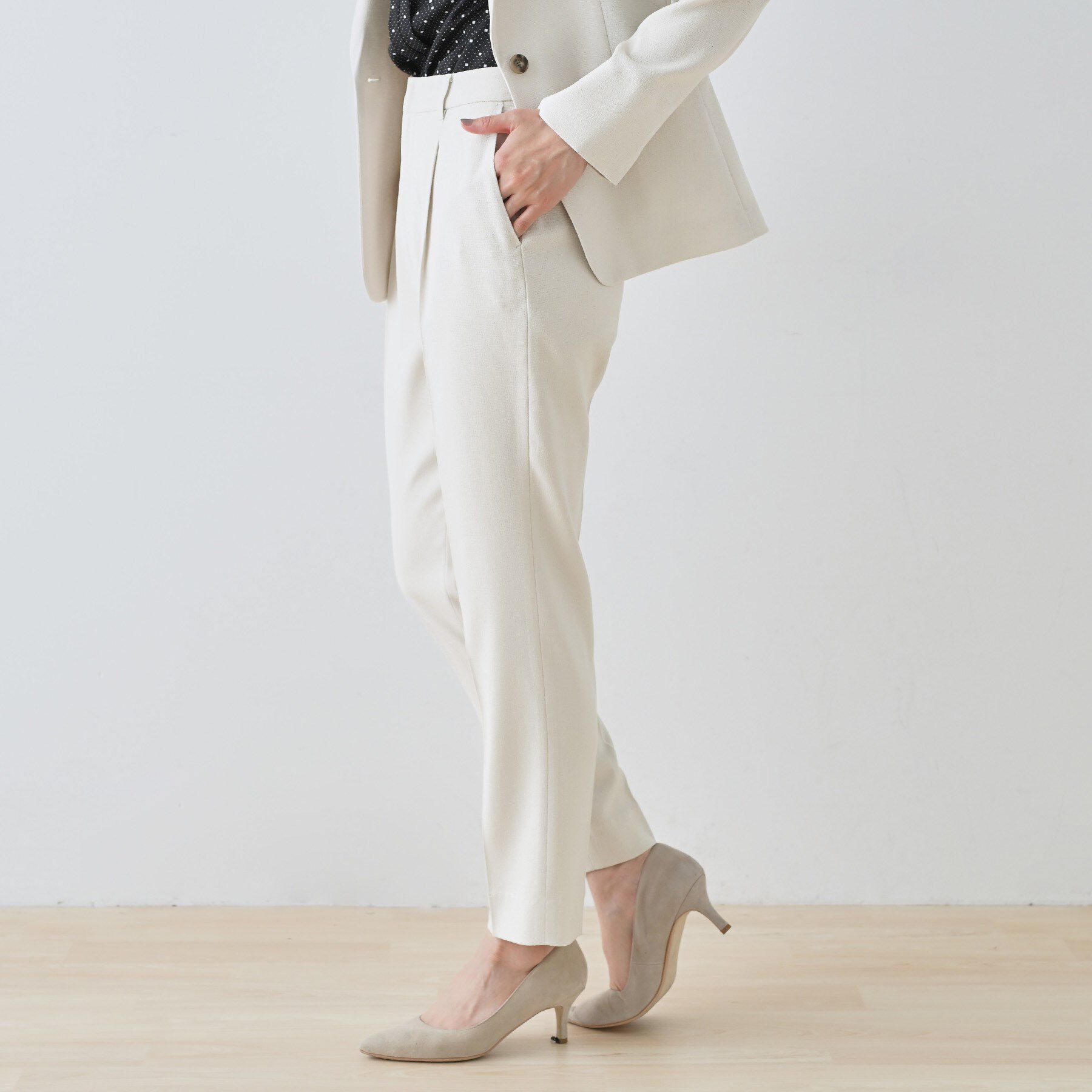 INDIVI「【通勤スーツ】ドライタッチテーパードパンツ」|スーツ|