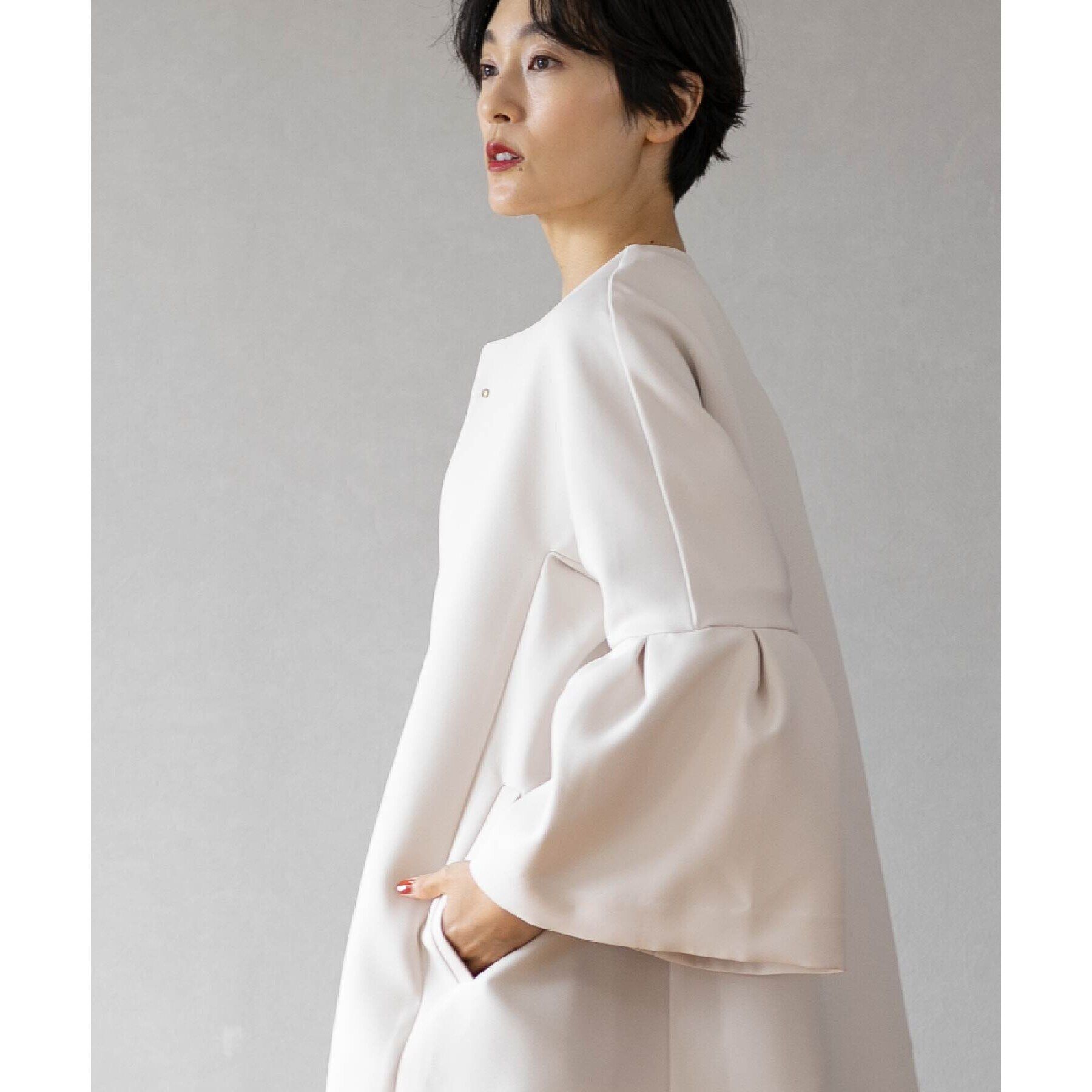 OPAQUE.CLIP「フレアスリーブミドルコート【洗える】」|ノーカラーコート|