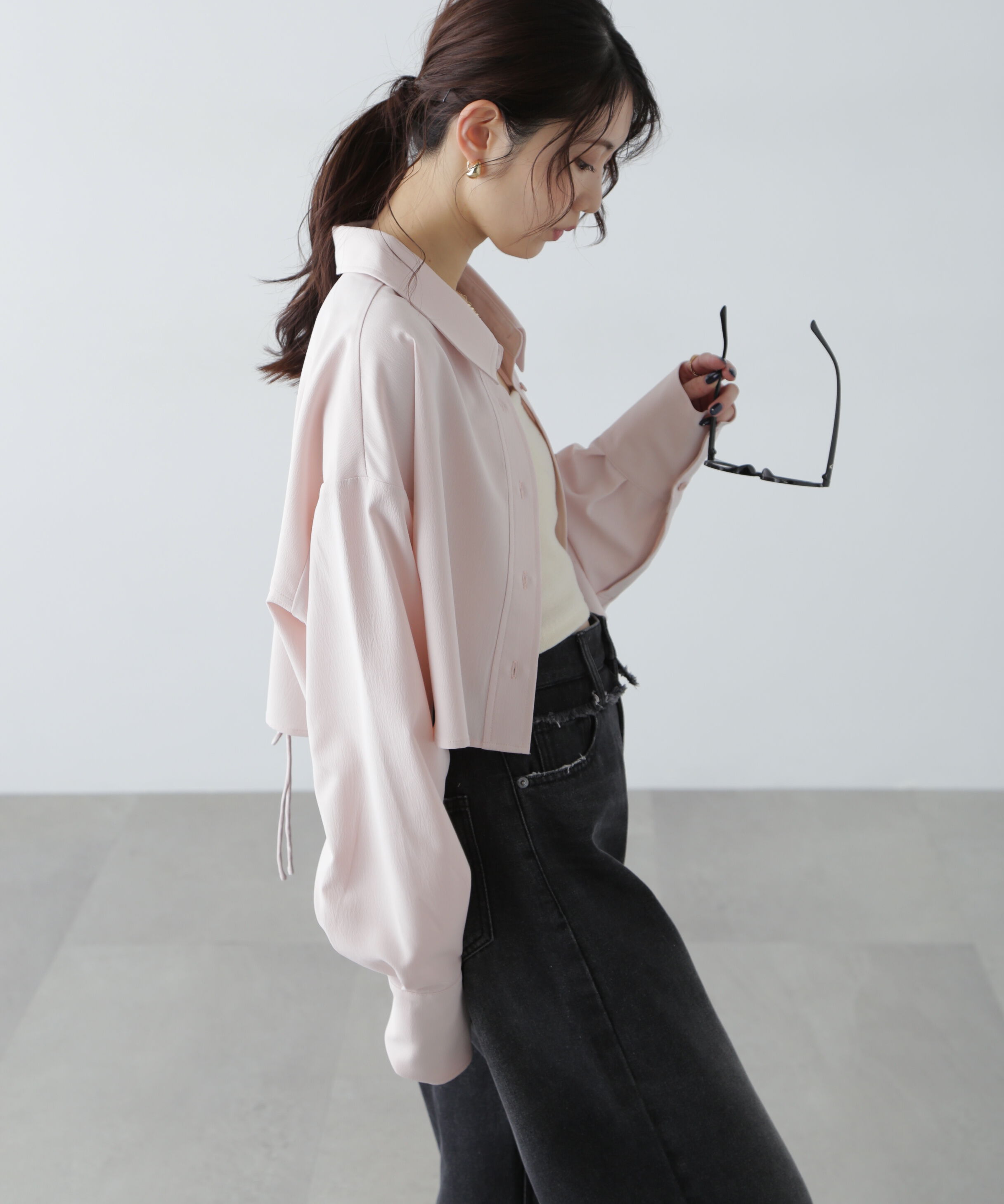  「バックレースアップショート丈シャツ」|シャツ・ブラウス|