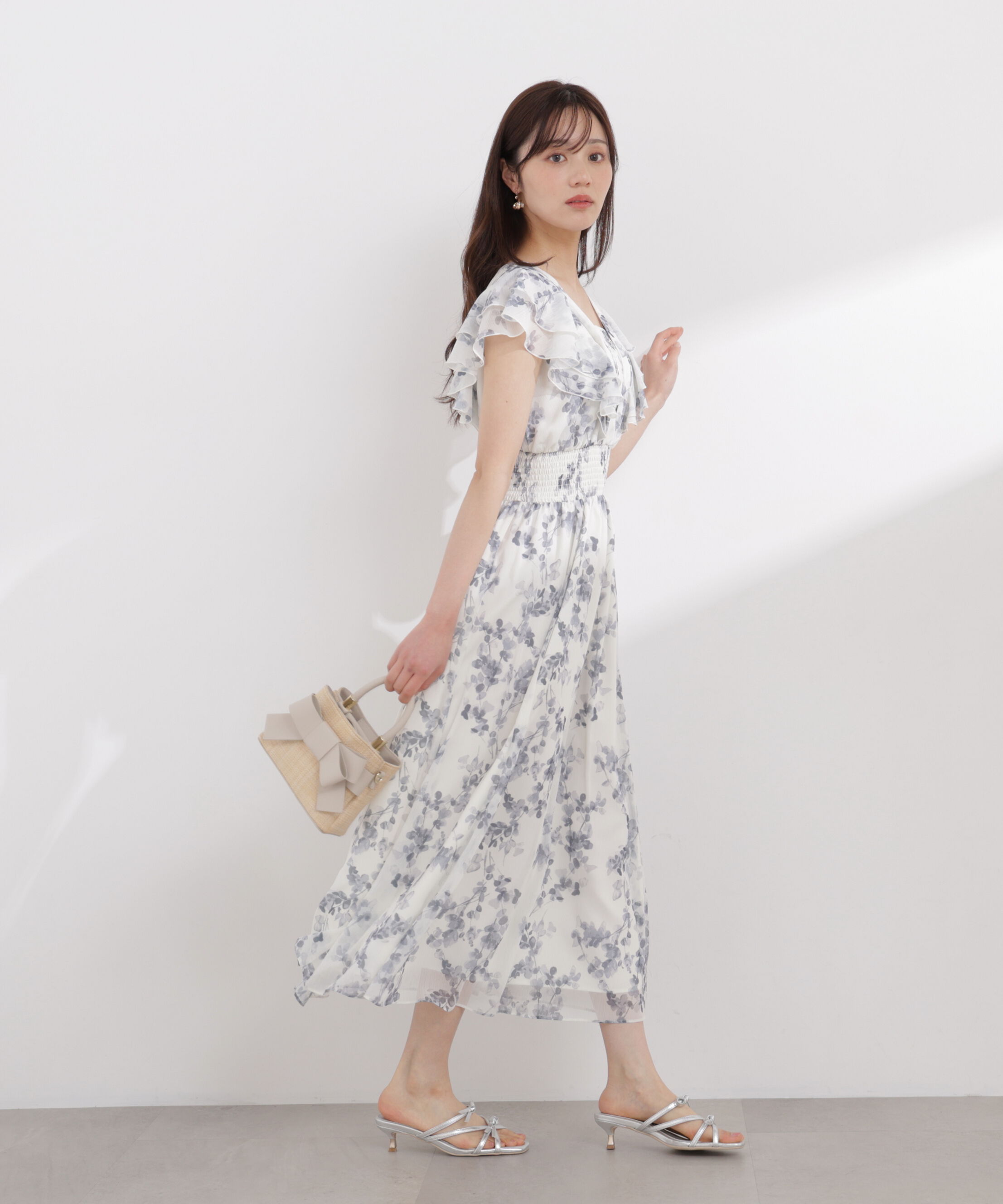 PROPORTION BODY DRESSING「ラッフル袖花柄ワンピース 26SS」|ワンピース|エクリュ&times;グレ