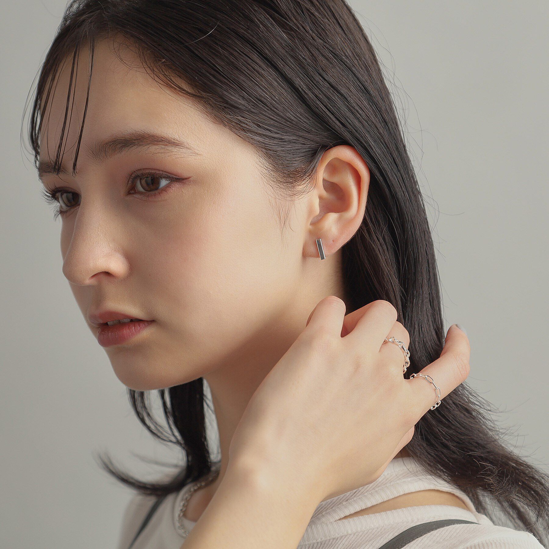 COCOSHNIK ONKITSCH「シルバー レクタングル スタッドピアス」|ピアス|