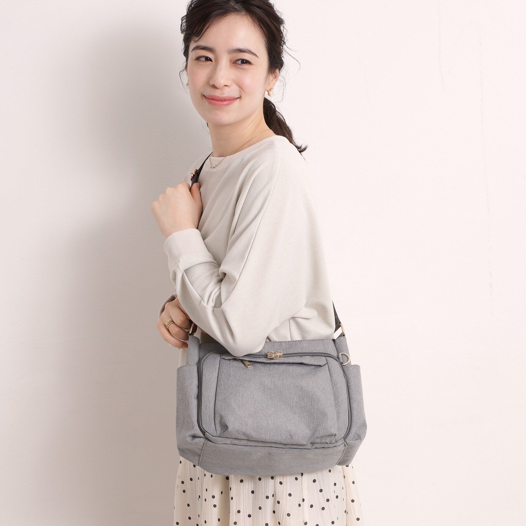 ITS&rsquo;DEMO「【10ポケット】ガバッとショルダー」|ショルダー・メッセンジャー|