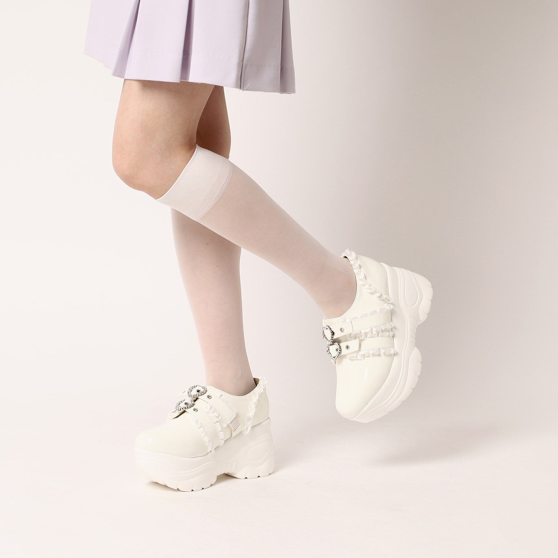 csT&P「厚底キラキラビジュー付きスニーカー」|スニーカー|