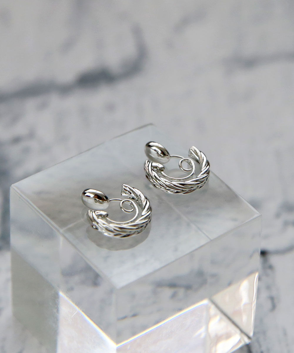 colleca la「miniループフィット・ブレイズフープイヤリング」|イヤリング|シルバー