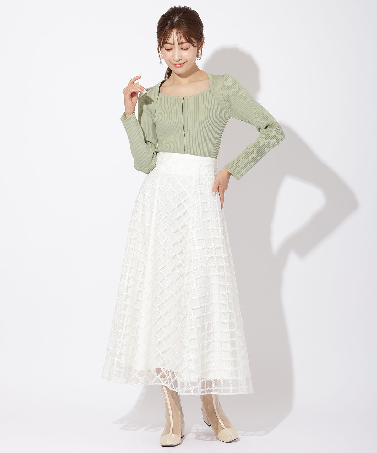 アンドクチュール「フロントホックビスチェライクプルオーバー」|ニット・セーター|