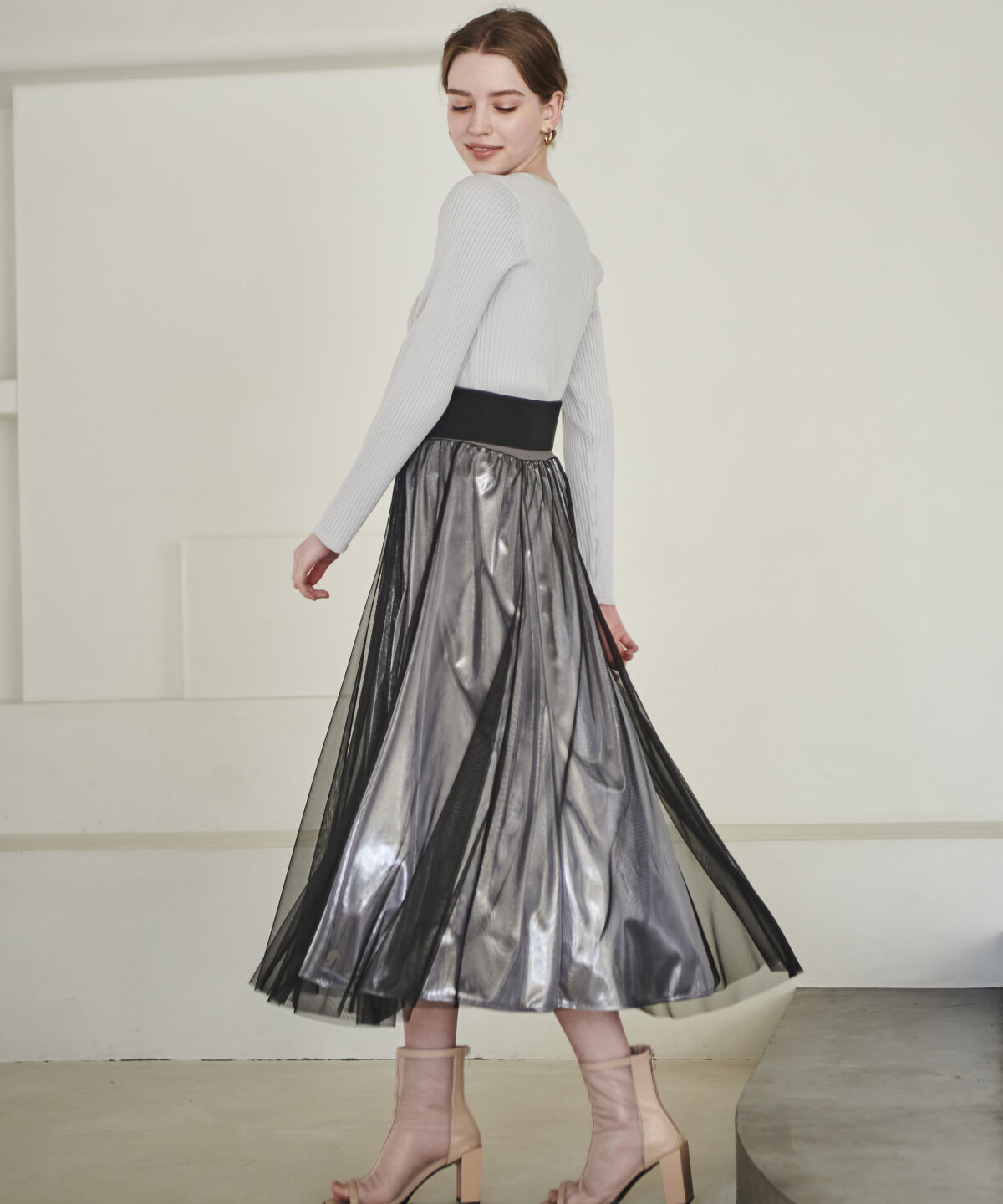 アンドクチュール「フロントホックビスチェライクプルオーバー」|ニット・セーター|